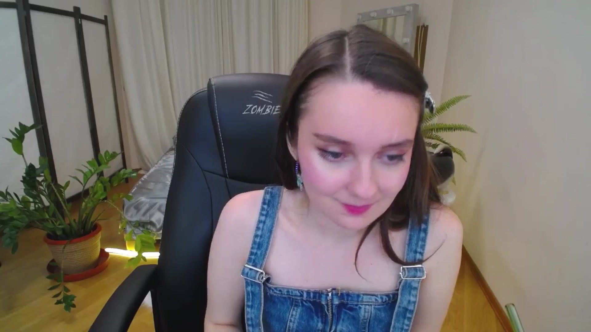 Gallery image thumbnail from Milim_Nava's myfreecams stream on, 07/27/2025, 20:23 image 3 of 20