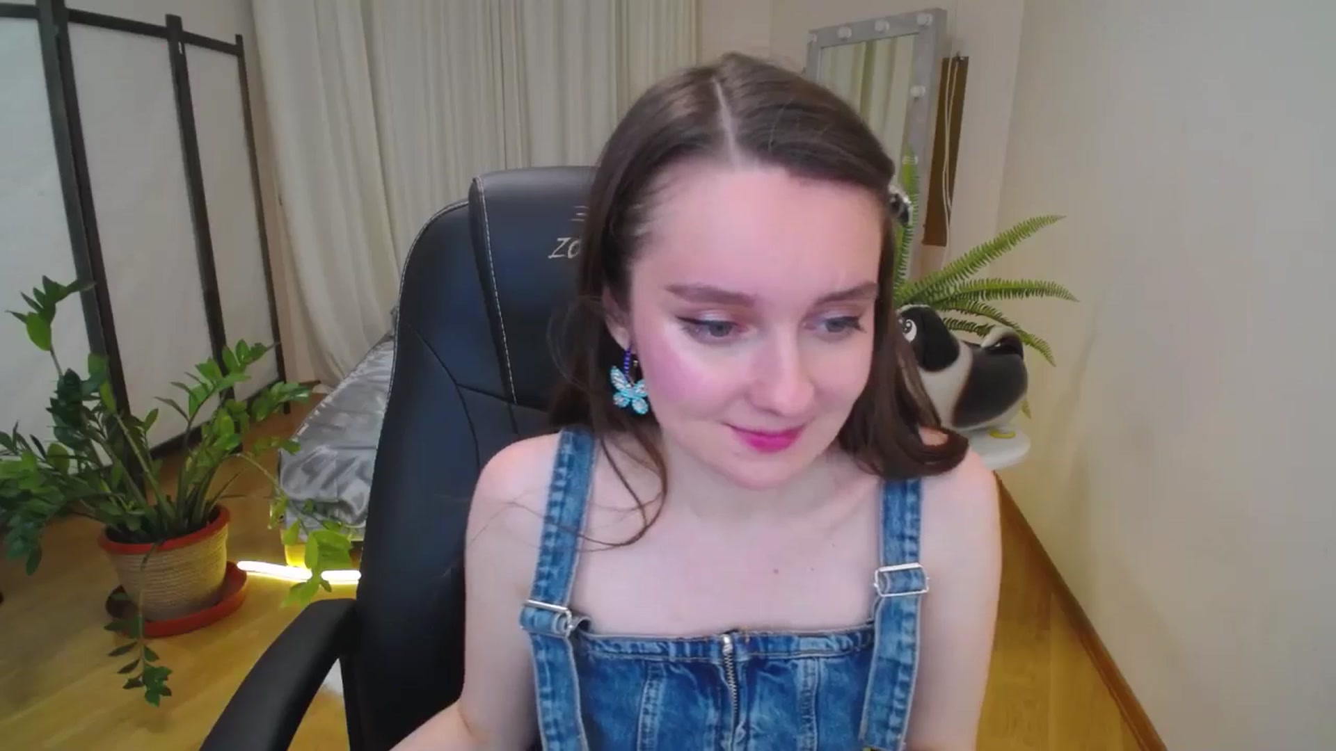 Gallery image thumbnail from Milim_Nava's myfreecams stream on, 07/27/2025, 20:23 image 9 of 20