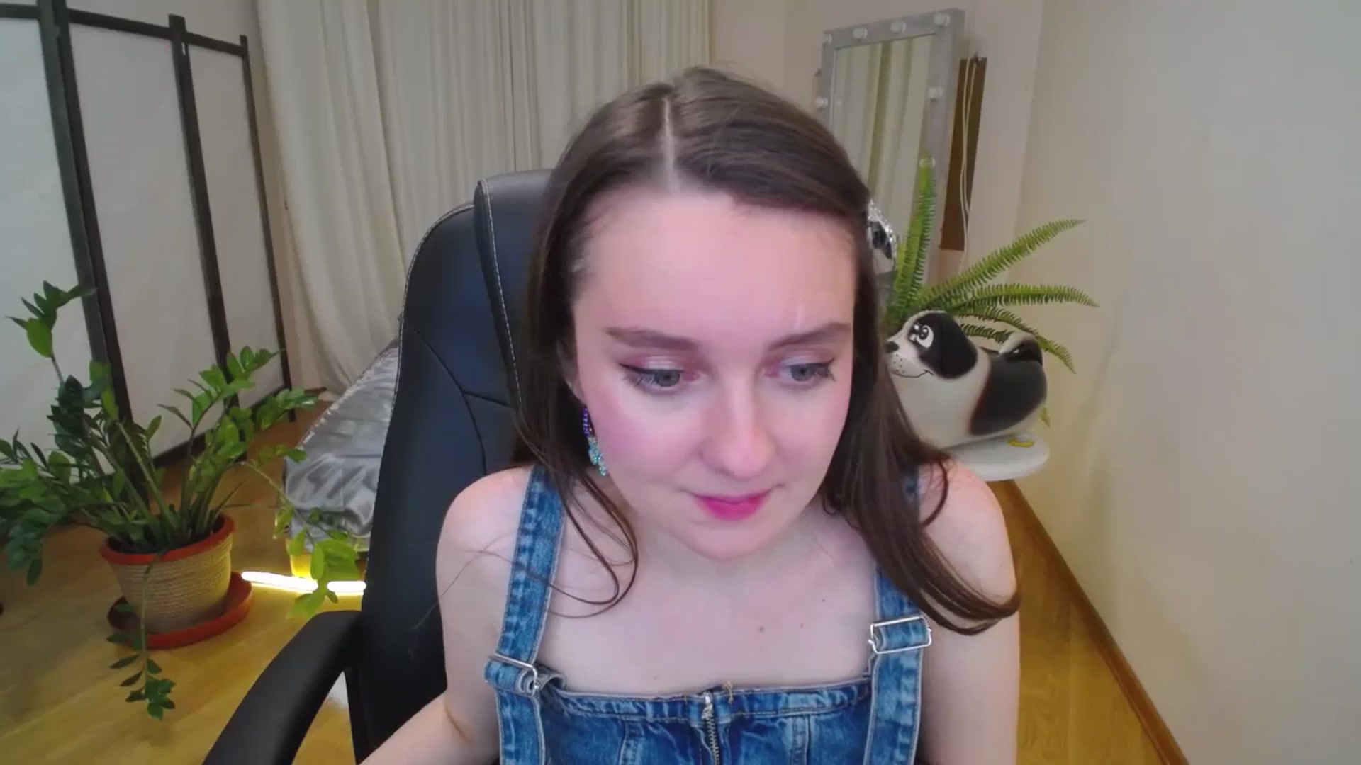 Gallery image thumbnail from Milim_Nava's myfreecams stream on, 07/27/2025, 20:23 image 10 of 20