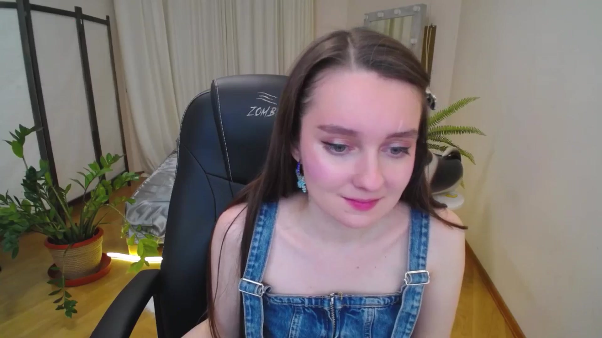Gallery image thumbnail from Milim_Nava's myfreecams stream on, 07/27/2025, 20:23 image 6 of 20