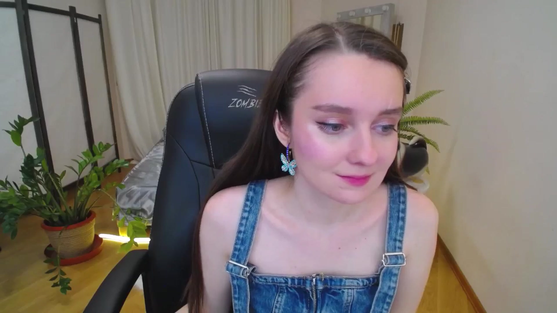 Gallery image thumbnail from Milim_Nava's myfreecams stream on, 07/27/2025, 20:23 image 5 of 20