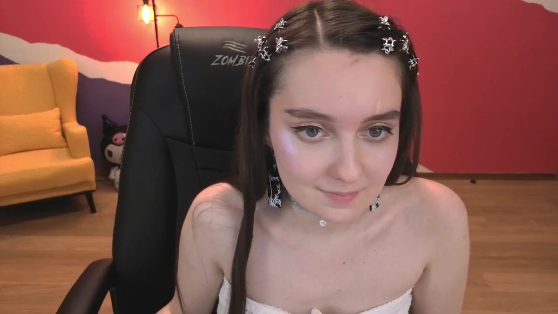 Gallery image thumbnail from Milim_Nava's myfreecams stream on, 07/28/2025, 22:20 image 14 of 20