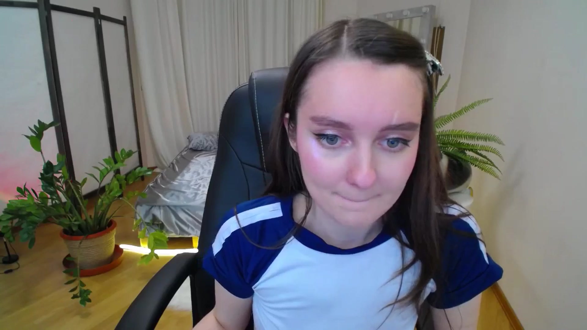 Gallery image thumbnail from Milim_Nava's myfreecams stream on, 07/29/2025, 20:33 image 17 of 20