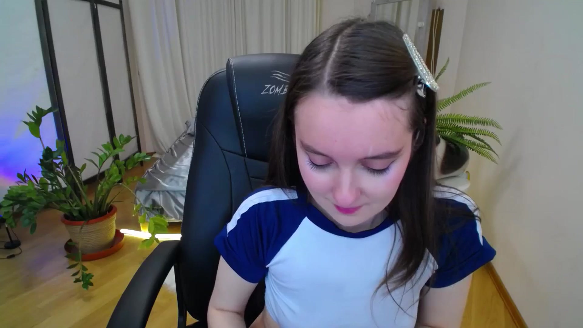 Gallery image thumbnail from Milim_Nava's myfreecams stream on, 07/29/2025, 20:33 image 10 of 20
