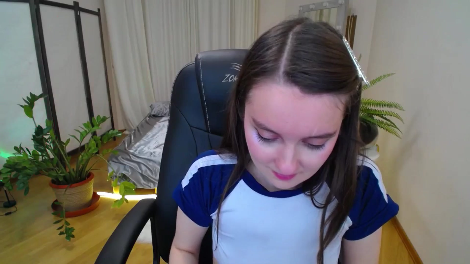 Gallery image thumbnail from Milim_Nava's myfreecams stream on, 07/29/2025, 21:34 image 19 of 20