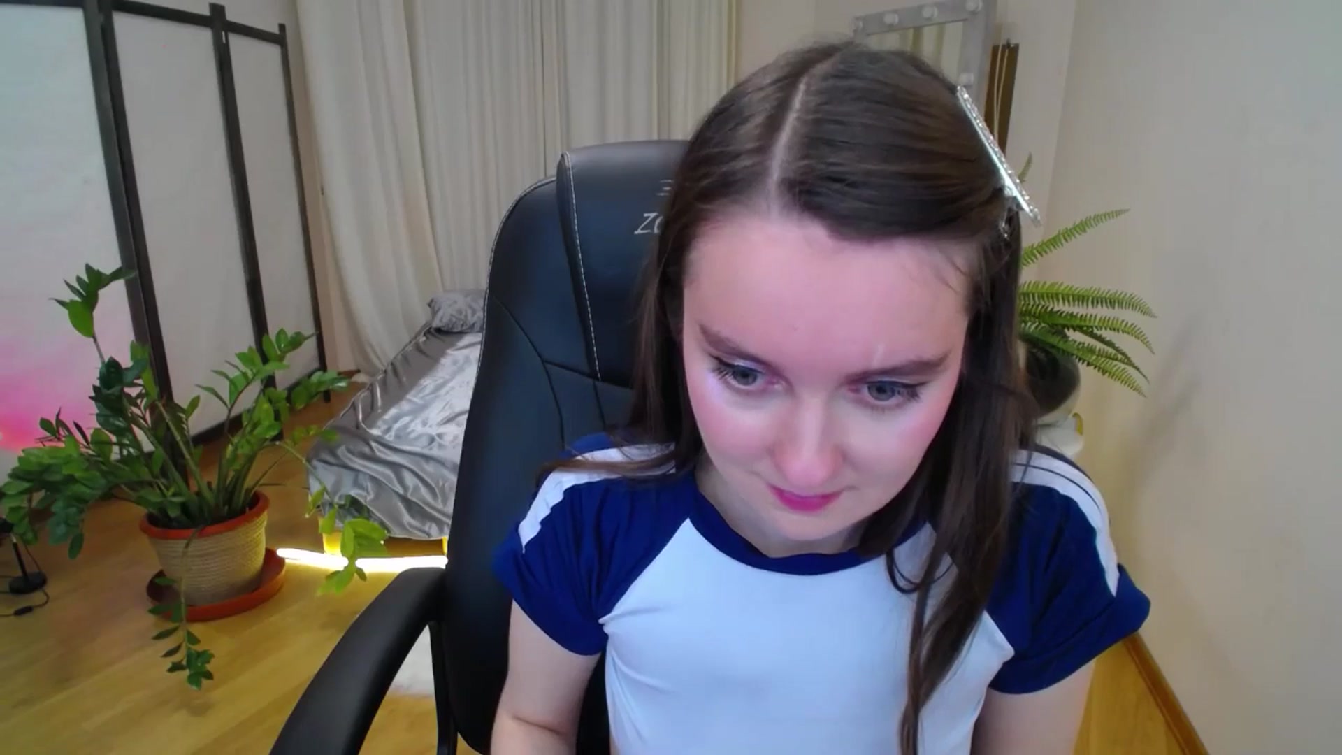 Gallery image thumbnail from Milim_Nava's myfreecams stream on, 07/29/2025, 21:34 image 18 of 20