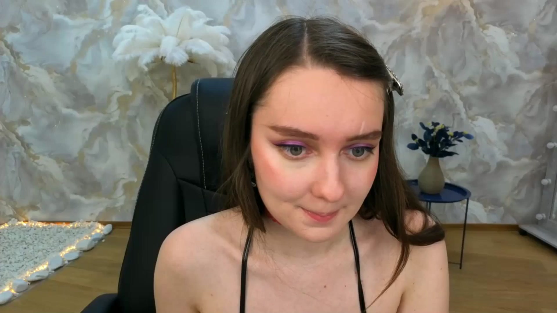 Gallery image thumbnail from Milim_Nava's myfreecams stream on, 08/27/2025, 07:27 image 9 of 20