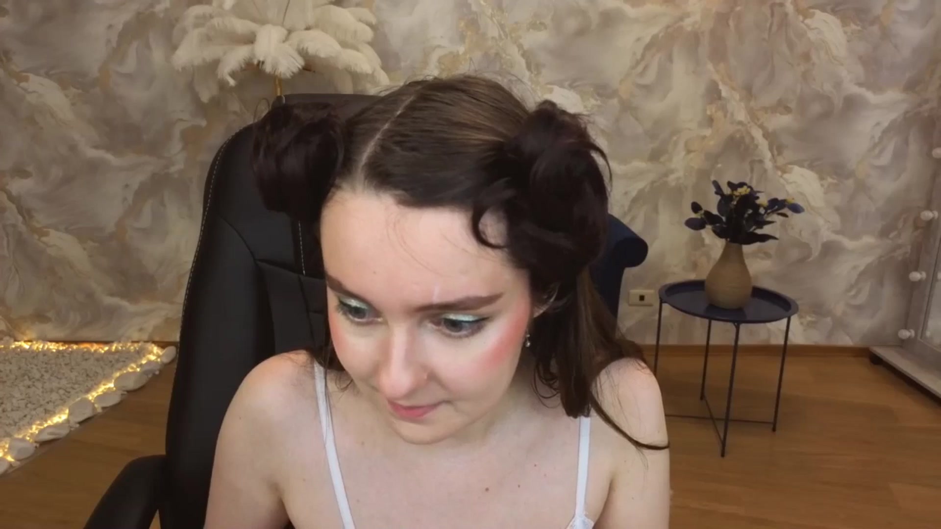 Gallery image thumbnail from Milim_Nava's myfreecams stream on, 08/28/2025, 08:04 image 17 of 20