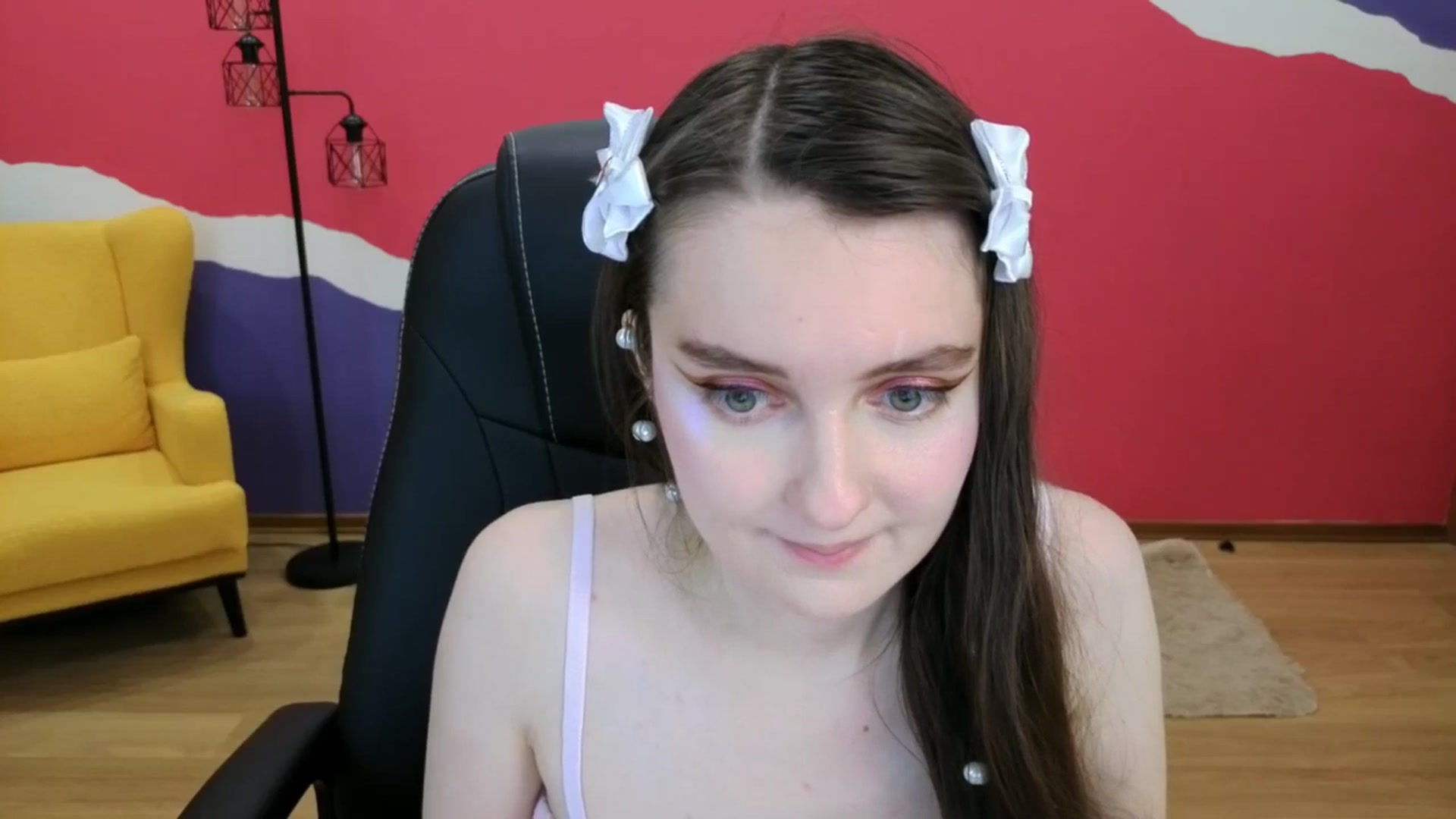 Gallery image thumbnail from Milim_Nava's myfreecams stream on, 09/01/2025, 01:02 image 16 of 20