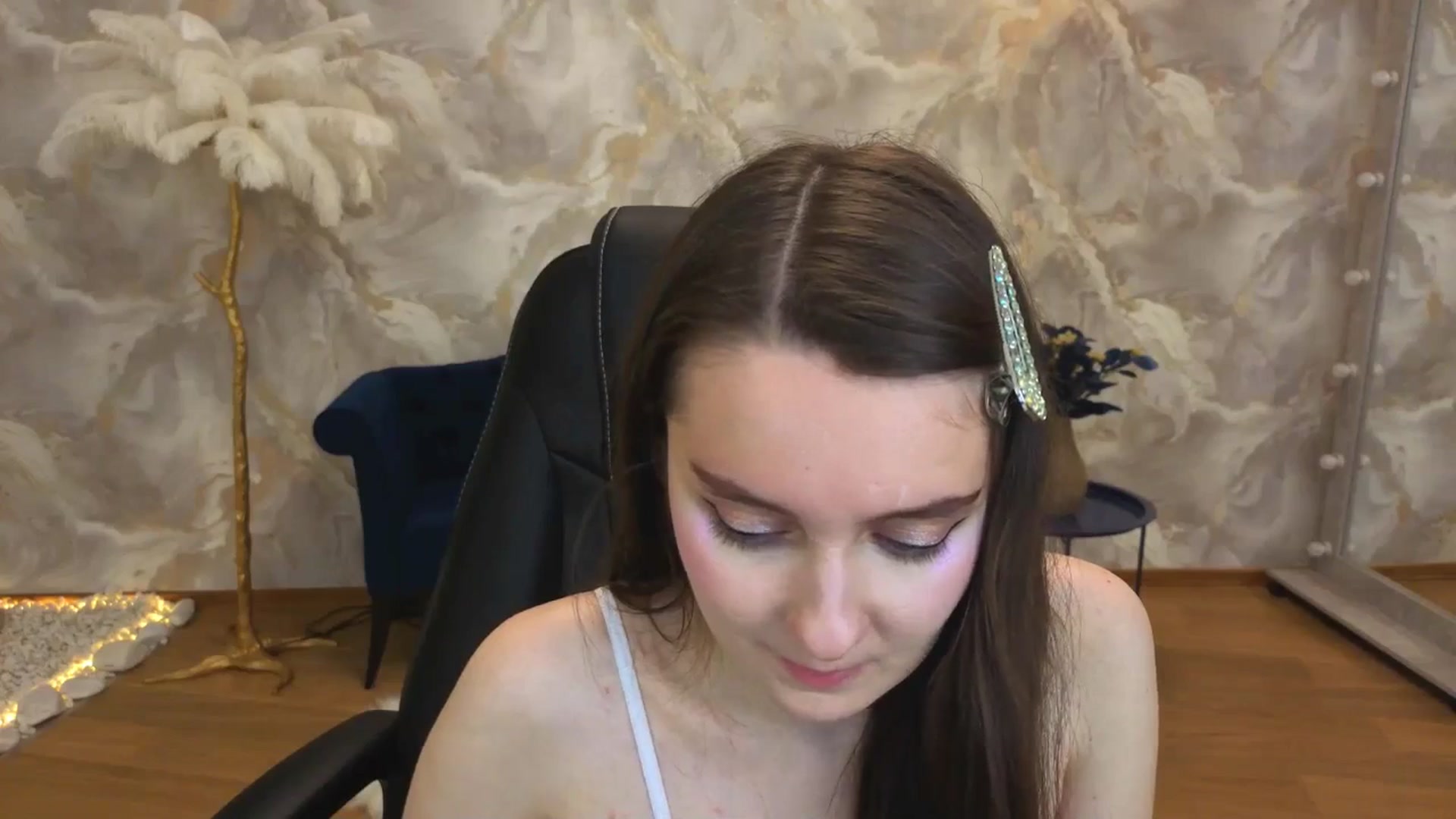 Gallery image thumbnail from Milim_Nava's myfreecams stream on, 09/03/2025, 05:47 image 11 of 20