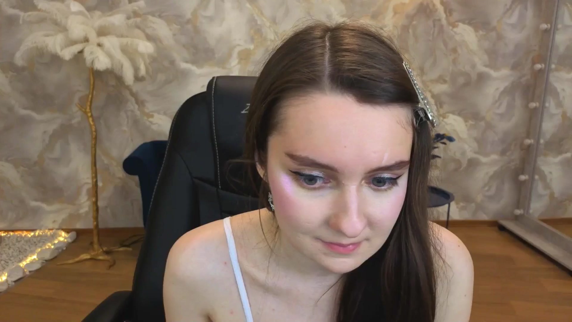 Gallery image thumbnail from Milim_Nava's myfreecams stream on, 09/03/2025, 05:47 image 6 of 20