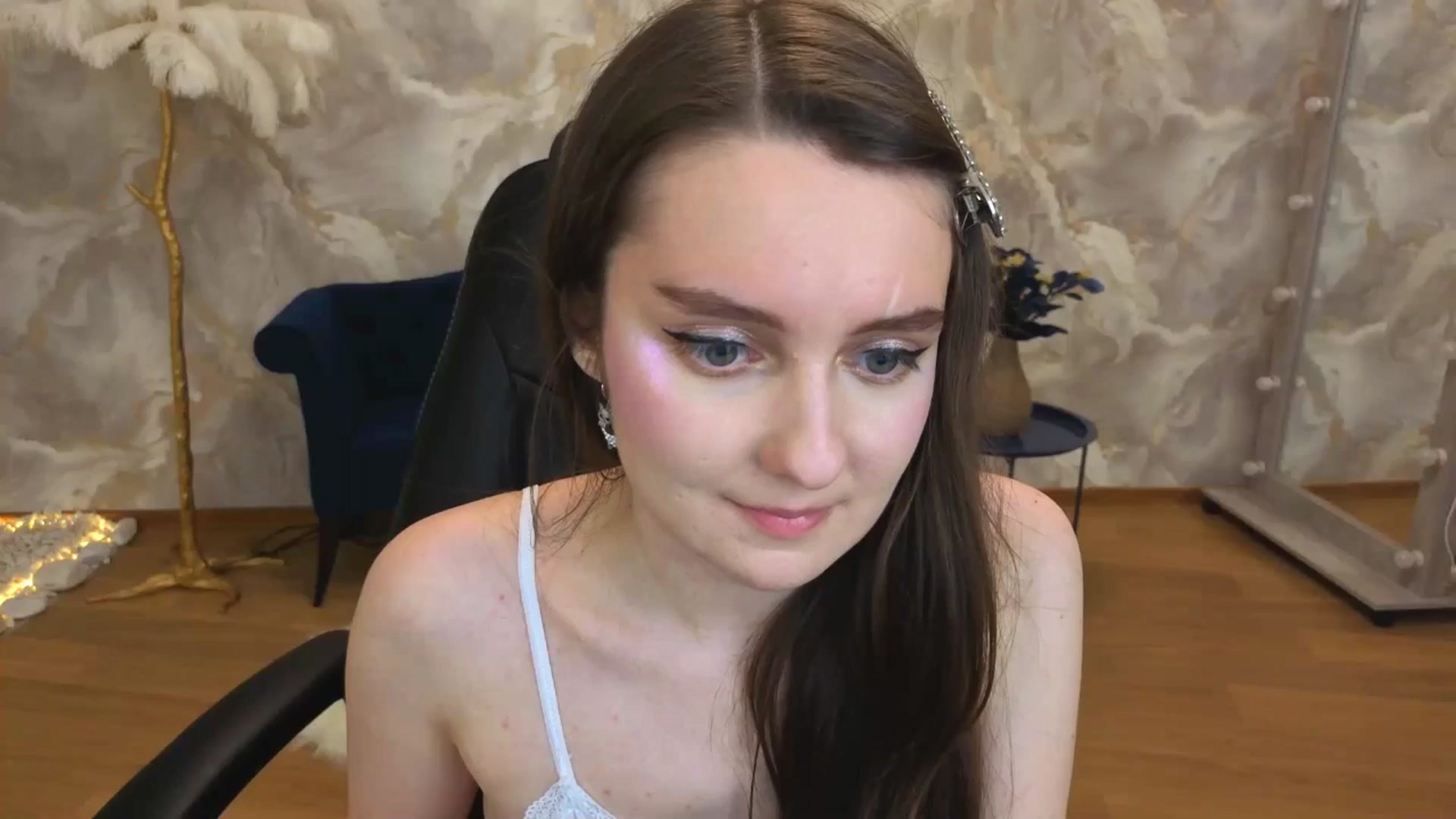 Gallery image thumbnail from Milim_Nava's myfreecams stream on, 09/03/2025, 06:50 image 17 of 20