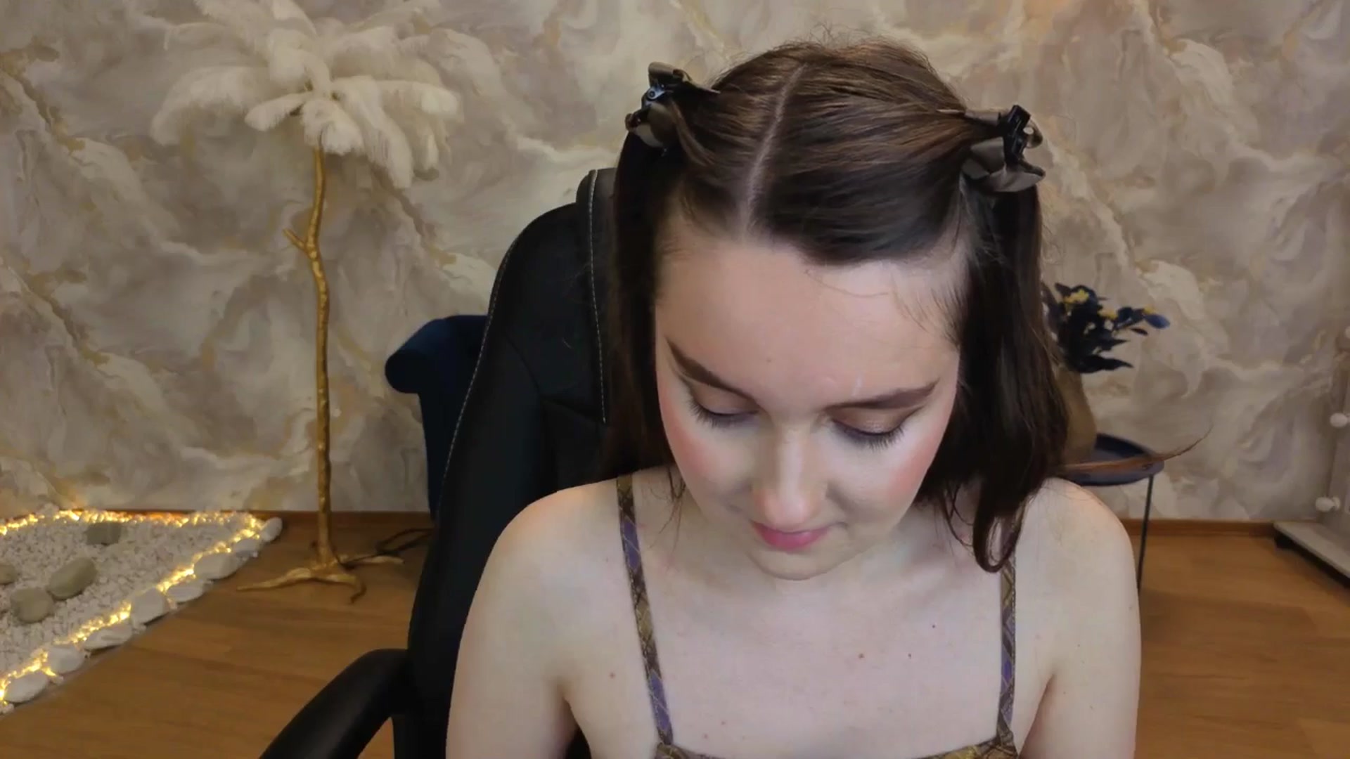 Gallery image thumbnail from Milim_Nava's myfreecams stream on, 09/05/2025, 18:42 image 6 of 20