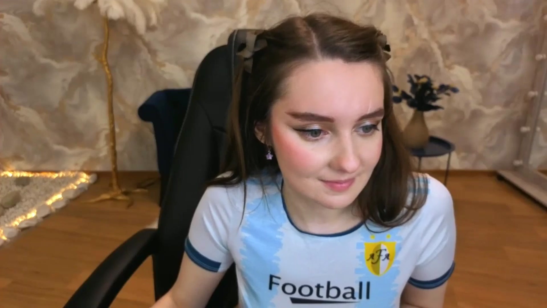 Gallery image thumbnail from Milim_Nava's myfreecams stream on, 09/05/2025, 23:19 image 2 of 20