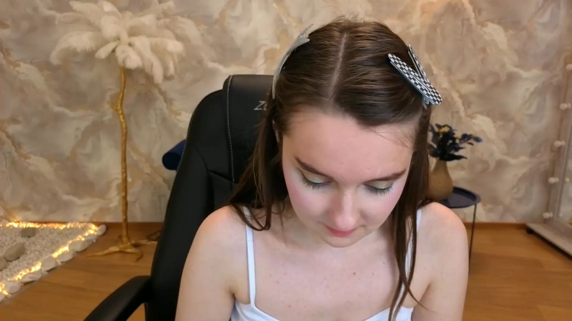 Gallery image thumbnail from Milim_Nava's myfreecams stream on, 09/07/2025, 19:05 image 11 of 20