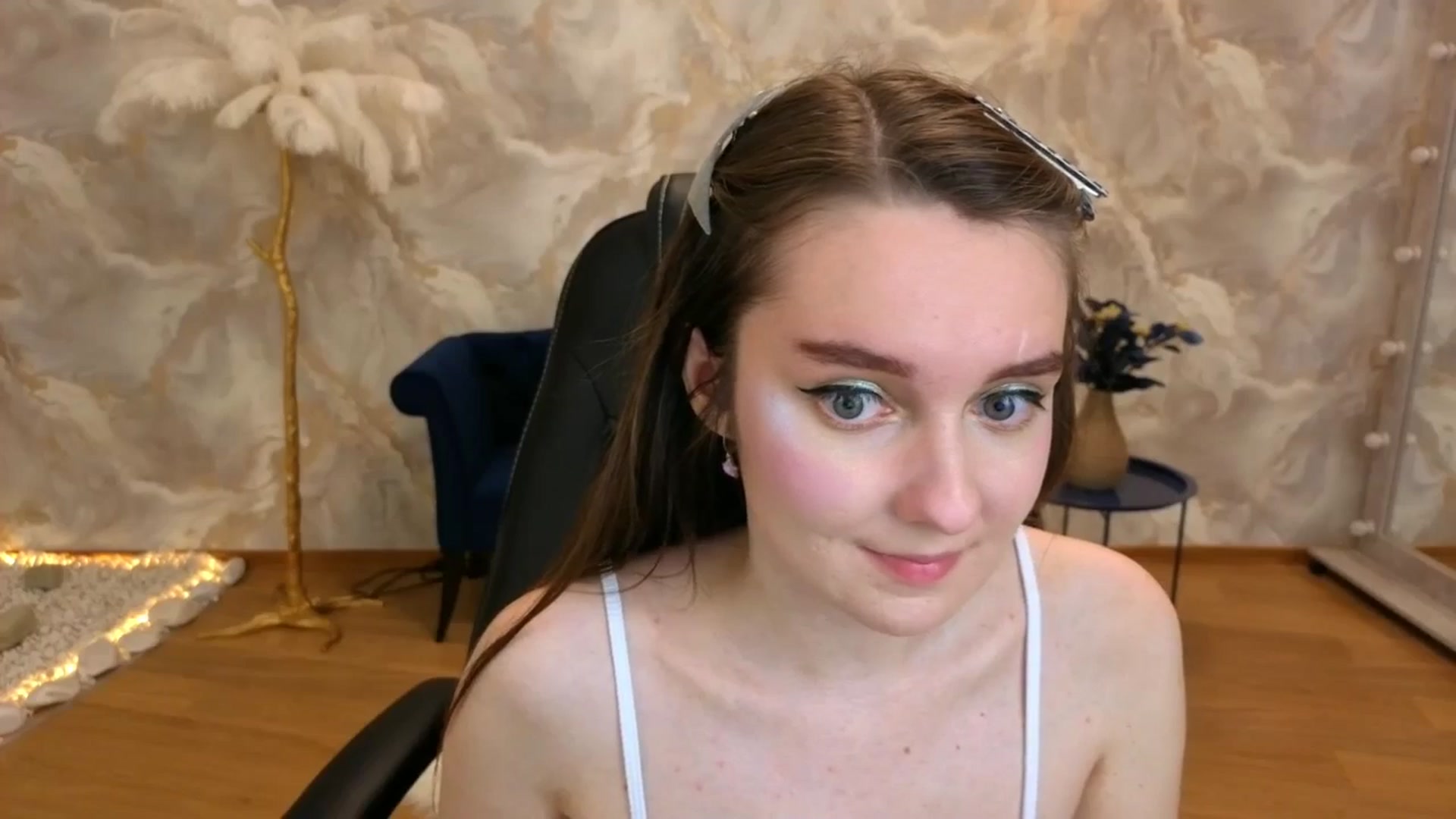 Gallery image thumbnail from Milim_Nava's myfreecams stream on, 09/07/2025, 19:47 image 3 of 20