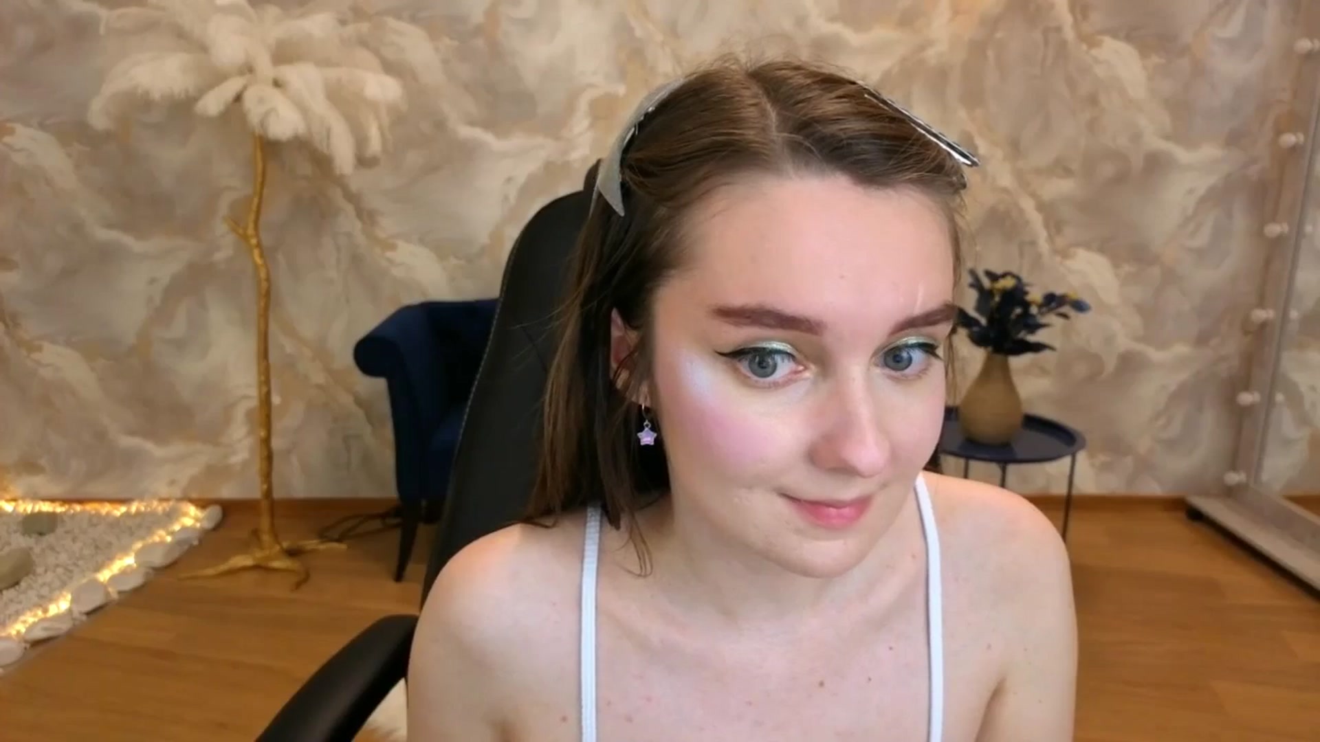 Gallery image thumbnail from Milim_Nava's myfreecams stream on, 09/07/2025, 19:47 image 2 of 20