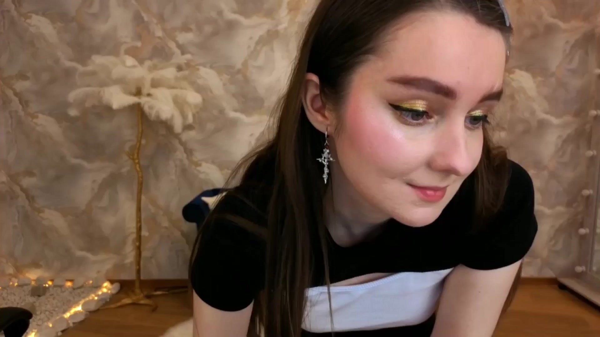 Gallery image thumbnail from Milim_Nava's myfreecams stream on, 09/14/2025, 19:37 image 6 of 20