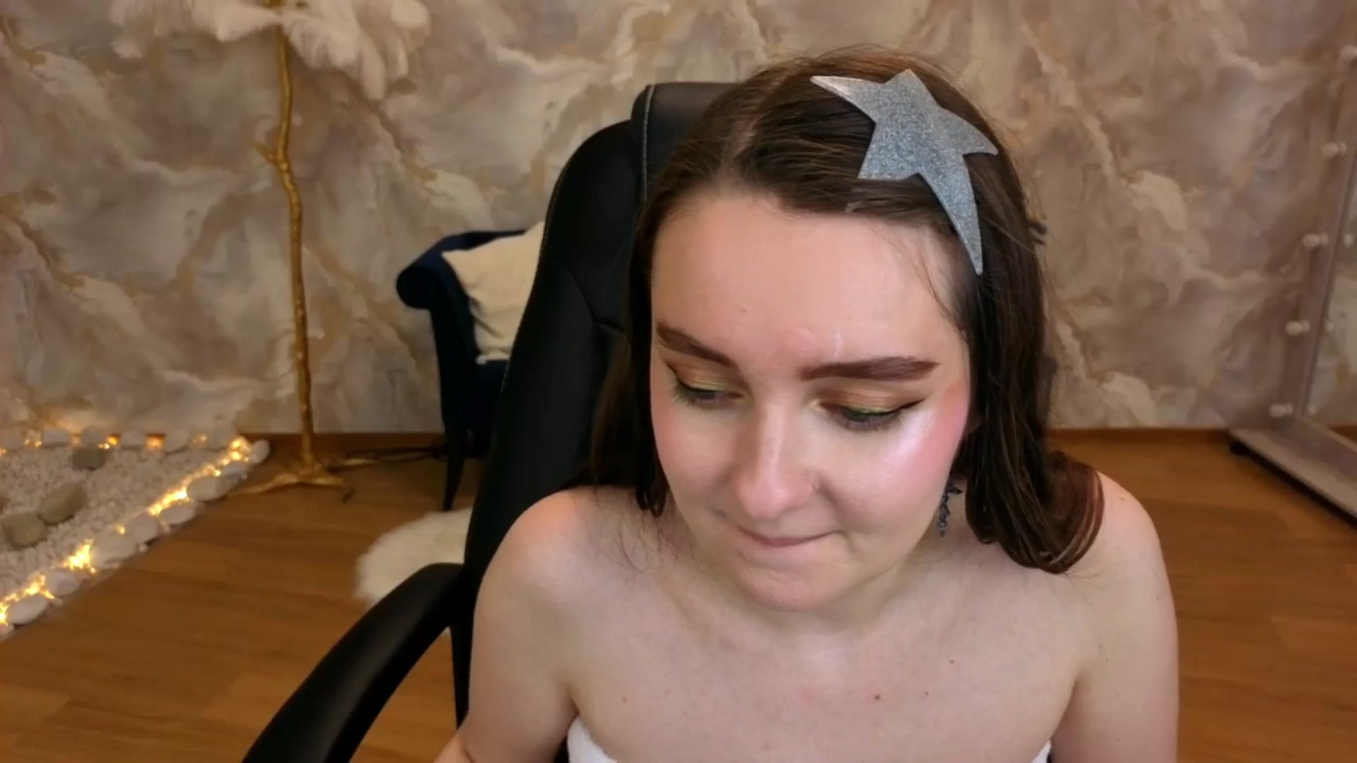 Gallery image thumbnail from Milim_Nava's myfreecams stream on, 09/15/2025, 24:56 image 18 of 20