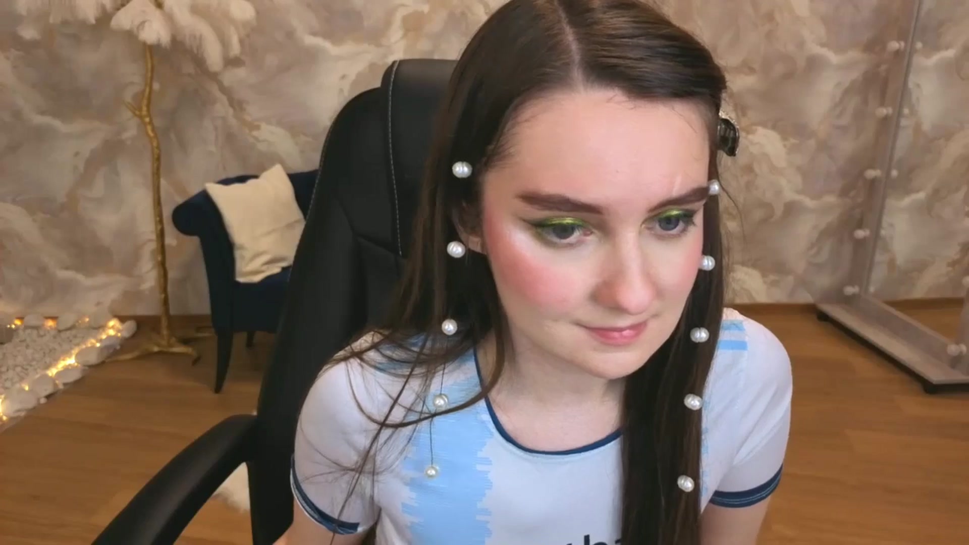 Gallery image thumbnail from Milim_Nava's myfreecams stream on, 09/18/2025, 06:28 image 2 of 20