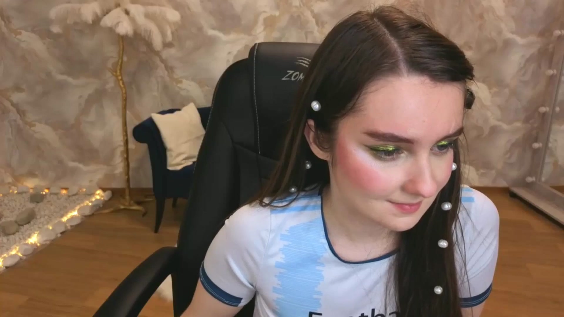 Gallery image thumbnail from Milim_Nava's myfreecams stream on, 09/18/2025, 07:38 image 5 of 20