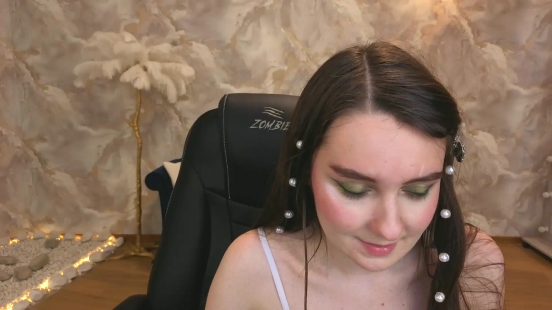 Gallery image thumbnail from Milim_Nava's myfreecams stream on, 09/18/2025, 08:25 image 15 of 20