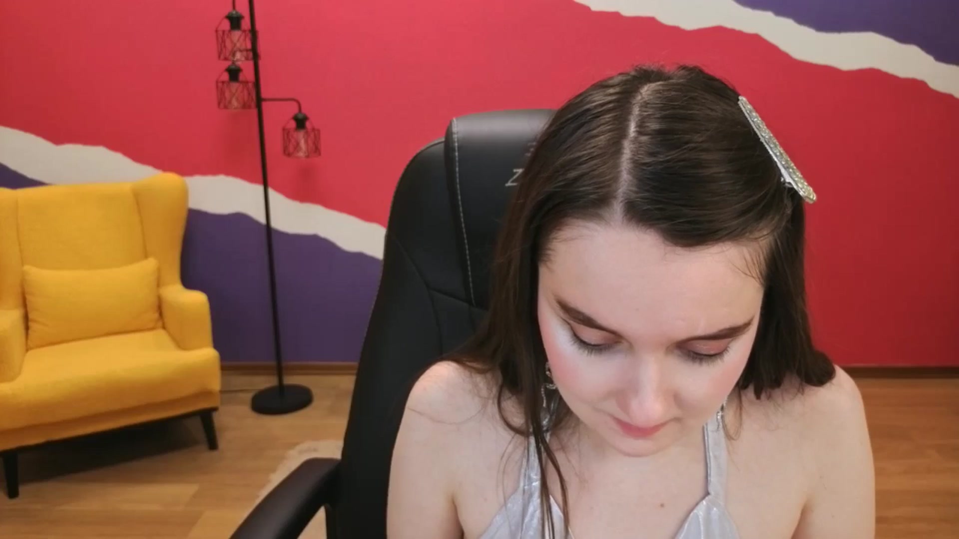 Gallery image thumbnail from Milim_Nava's myfreecams stream on, 09/19/2025, 21:23 image 5 of 20