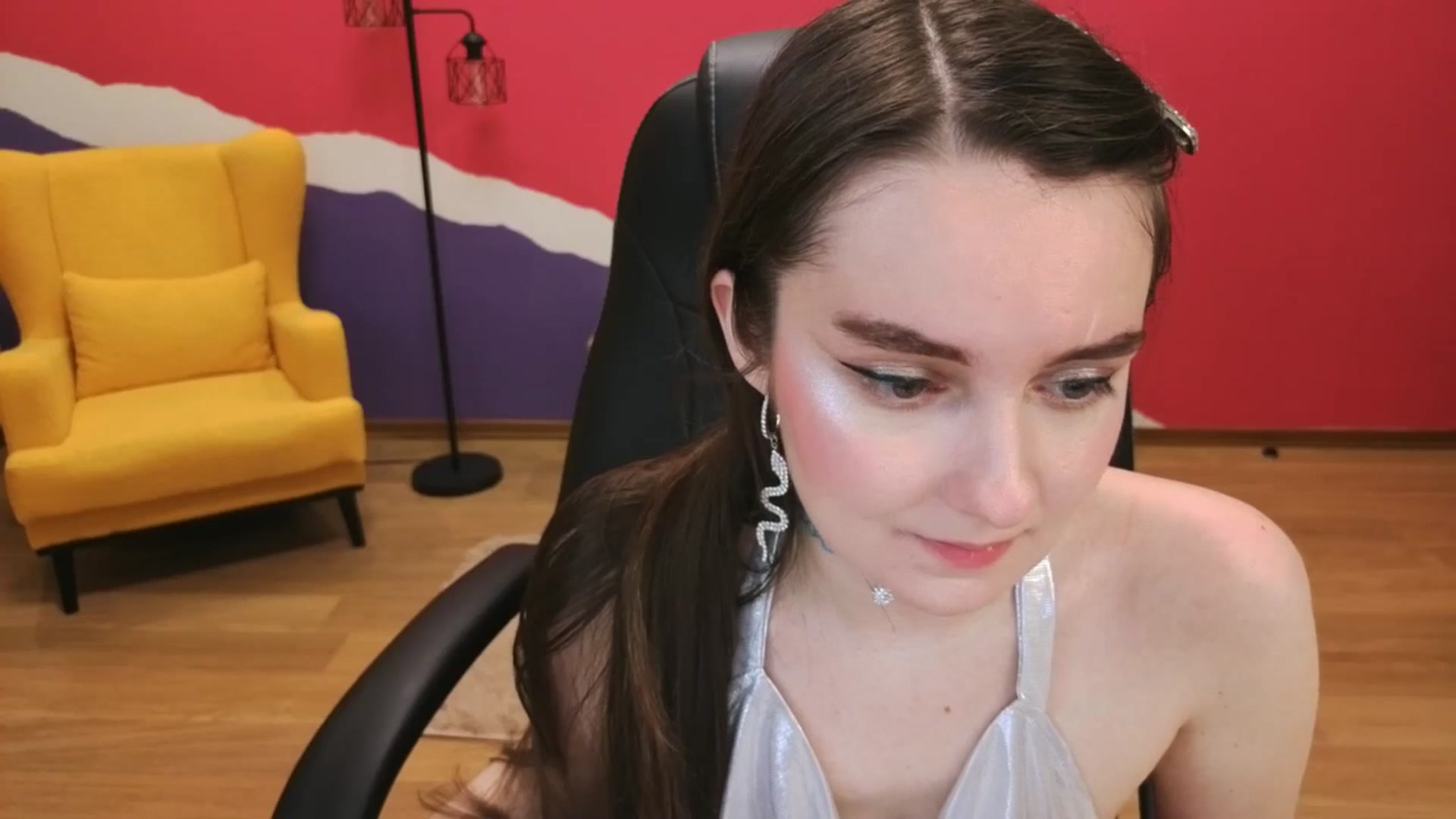 Gallery image thumbnail from Milim_Nava's myfreecams stream on, 09/19/2025, 21:23 image 19 of 20