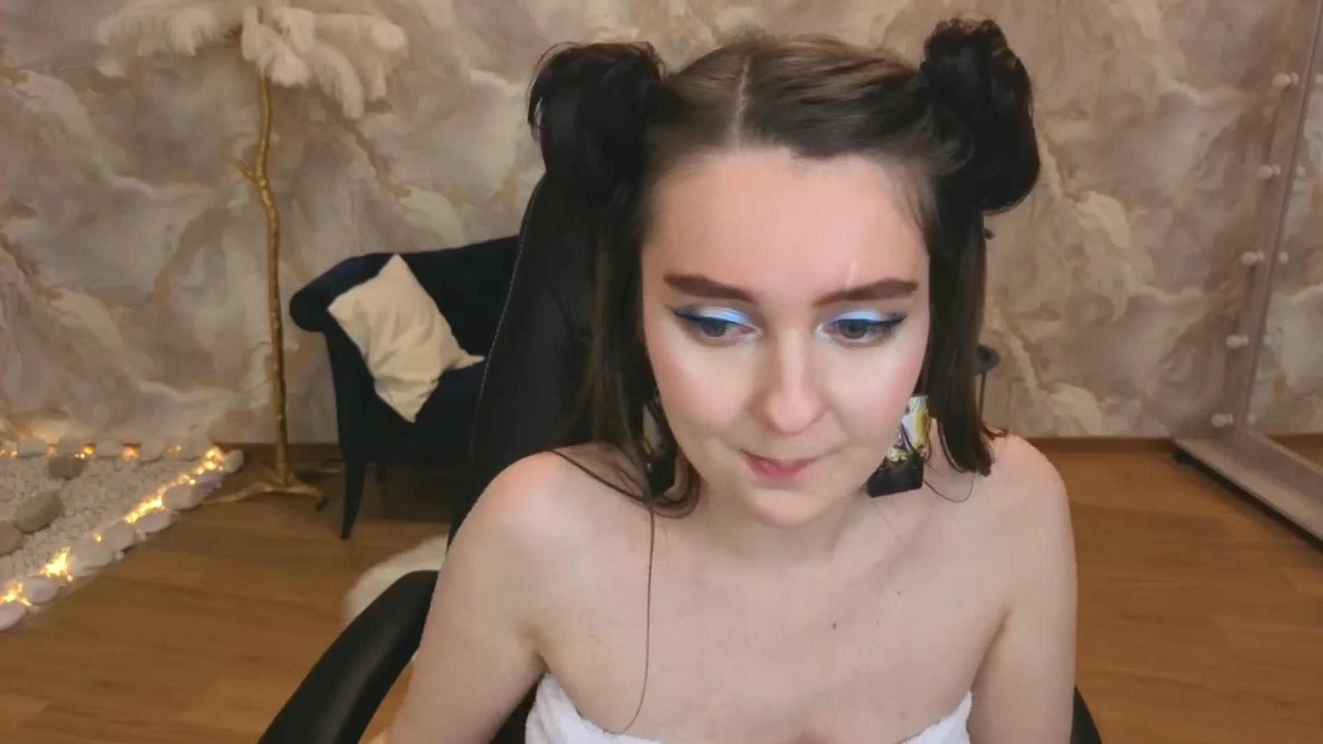Gallery image thumbnail from Milim_Nava's myfreecams stream on, 09/20/2025, 21:47 image 3 of 20