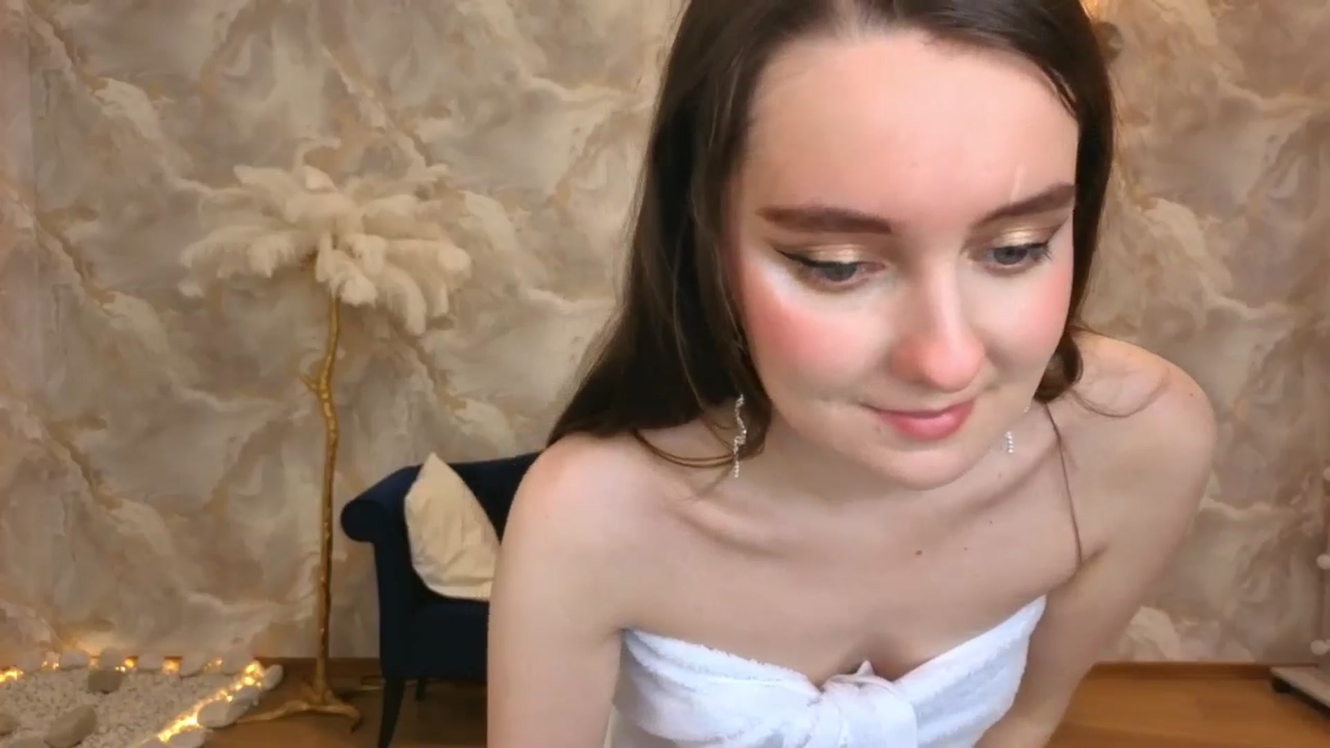 Gallery image thumbnail from Milim_Nava's myfreecams stream on, 09/22/2025, 21:40 image 16 of 20