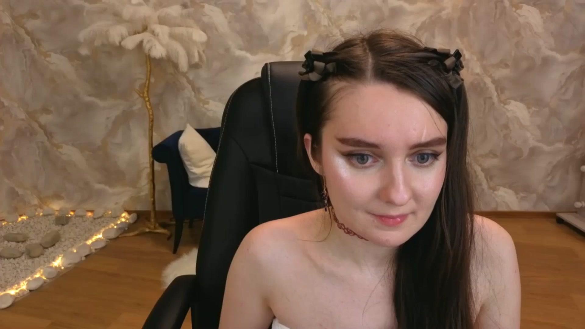 Gallery image thumbnail from Milim_Nava's myfreecams stream on, 09/25/2025, 07:47 image 3 of 20