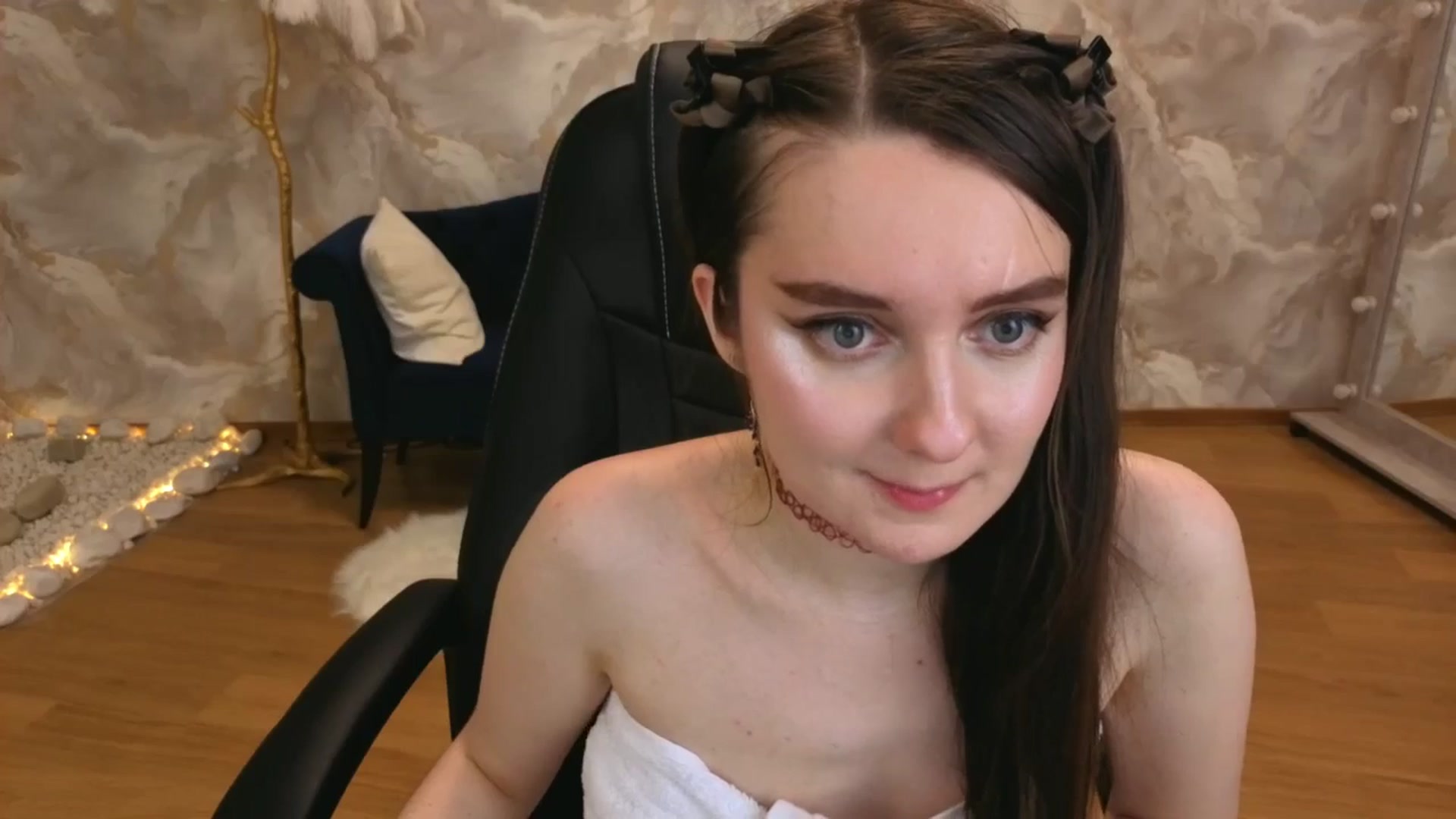 Gallery image thumbnail from Milim_Nava's myfreecams stream on, 09/25/2025, 07:47 image 11 of 20