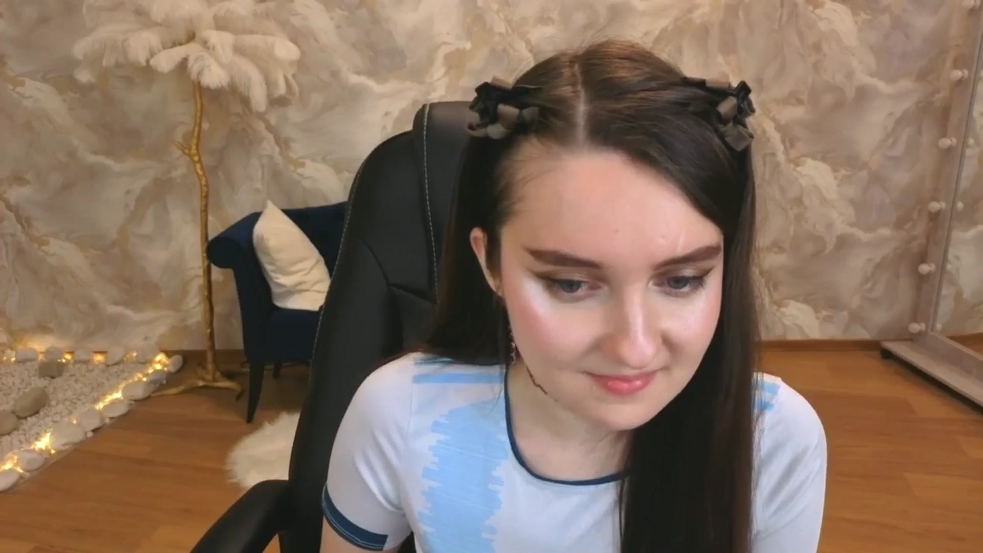 Gallery image thumbnail from Milim_Nava's myfreecams stream on, 09/25/2025, 09:50 image 15 of 20
