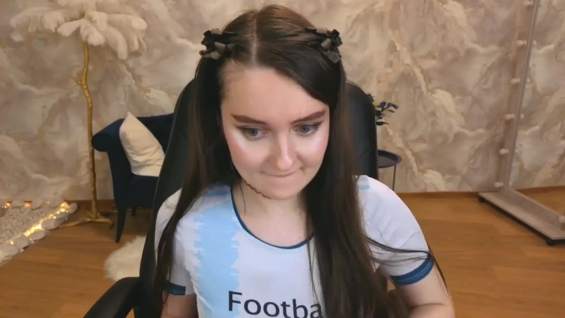 Gallery image thumbnail from Milim_Nava's myfreecams stream on, 09/25/2025, 09:50 image 3 of 20