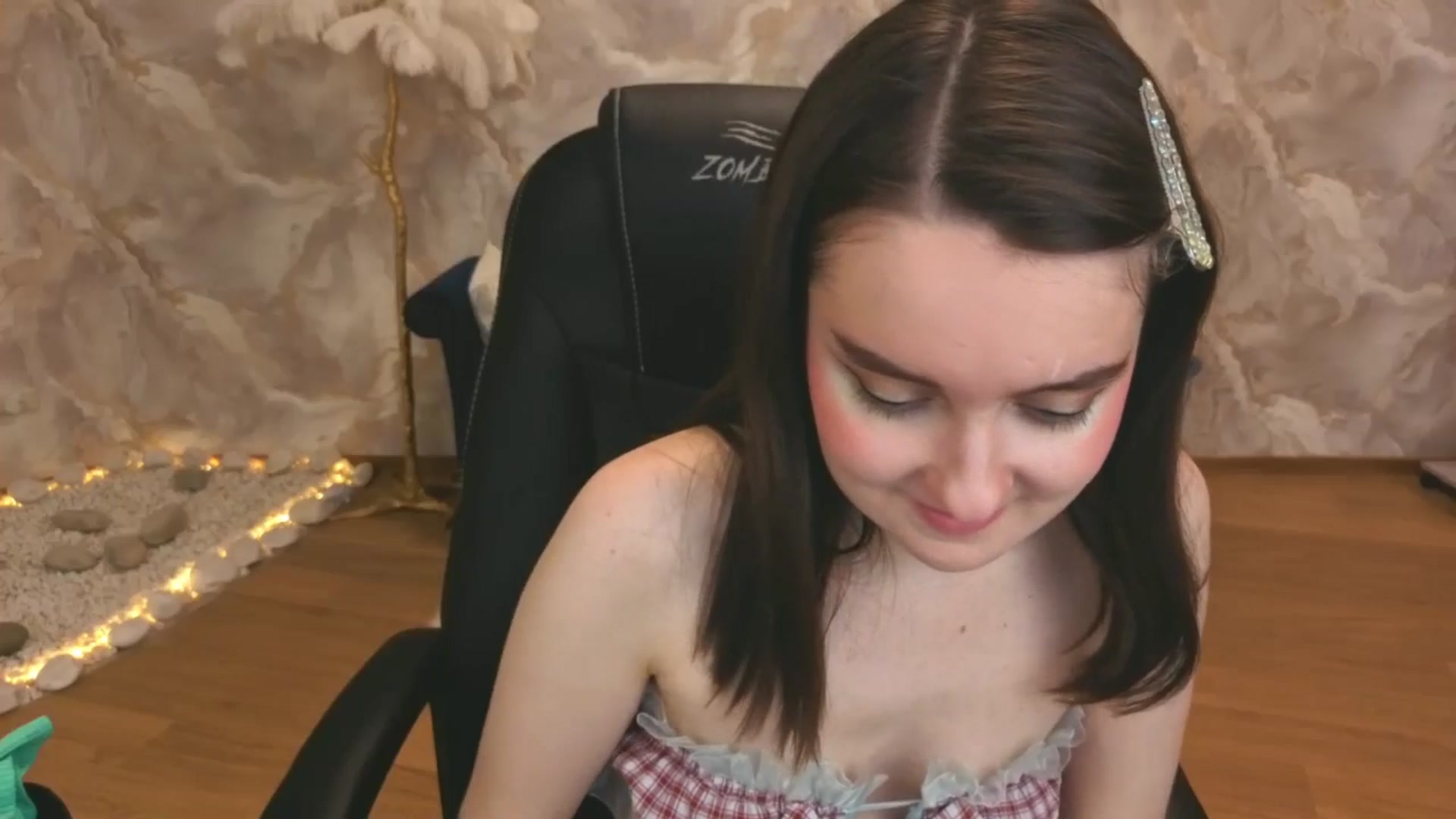 Gallery image thumbnail from Milim_Nava's myfreecams stream on, 09/27/2025, 21:48 image 3 of 20