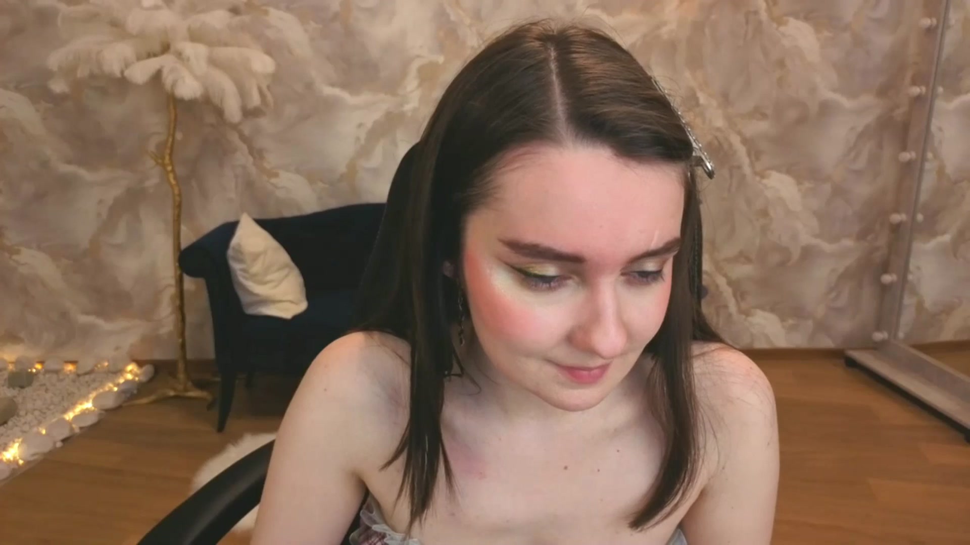 Gallery image thumbnail from Milim_Nava's myfreecams stream on, 09/27/2025, 22:27 image 18 of 20