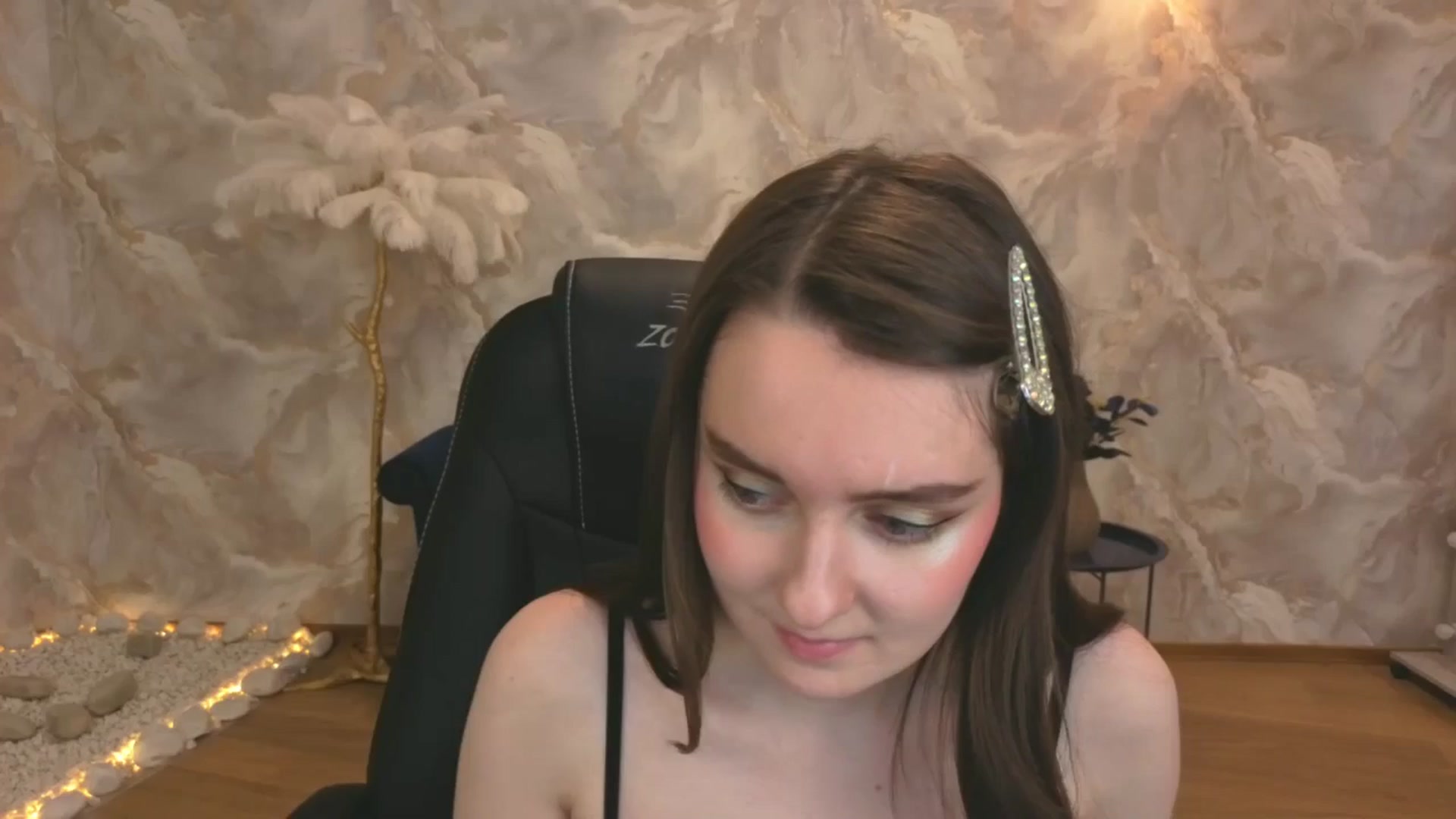 Gallery image thumbnail from Milim_Nava's myfreecams stream on, 09/27/2025, 23:37 image 9 of 20