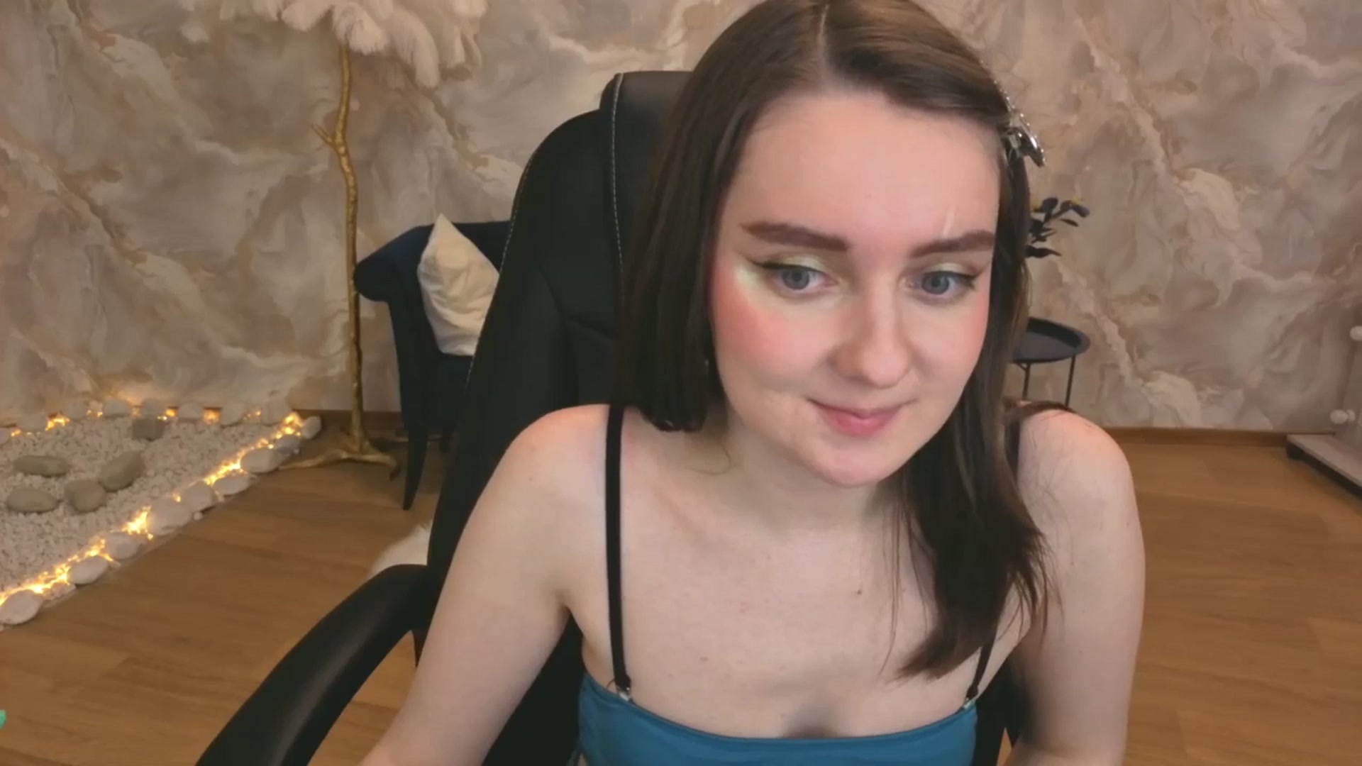 Gallery image thumbnail from Milim_Nava's myfreecams stream on, 09/27/2025, 23:37 image 13 of 20