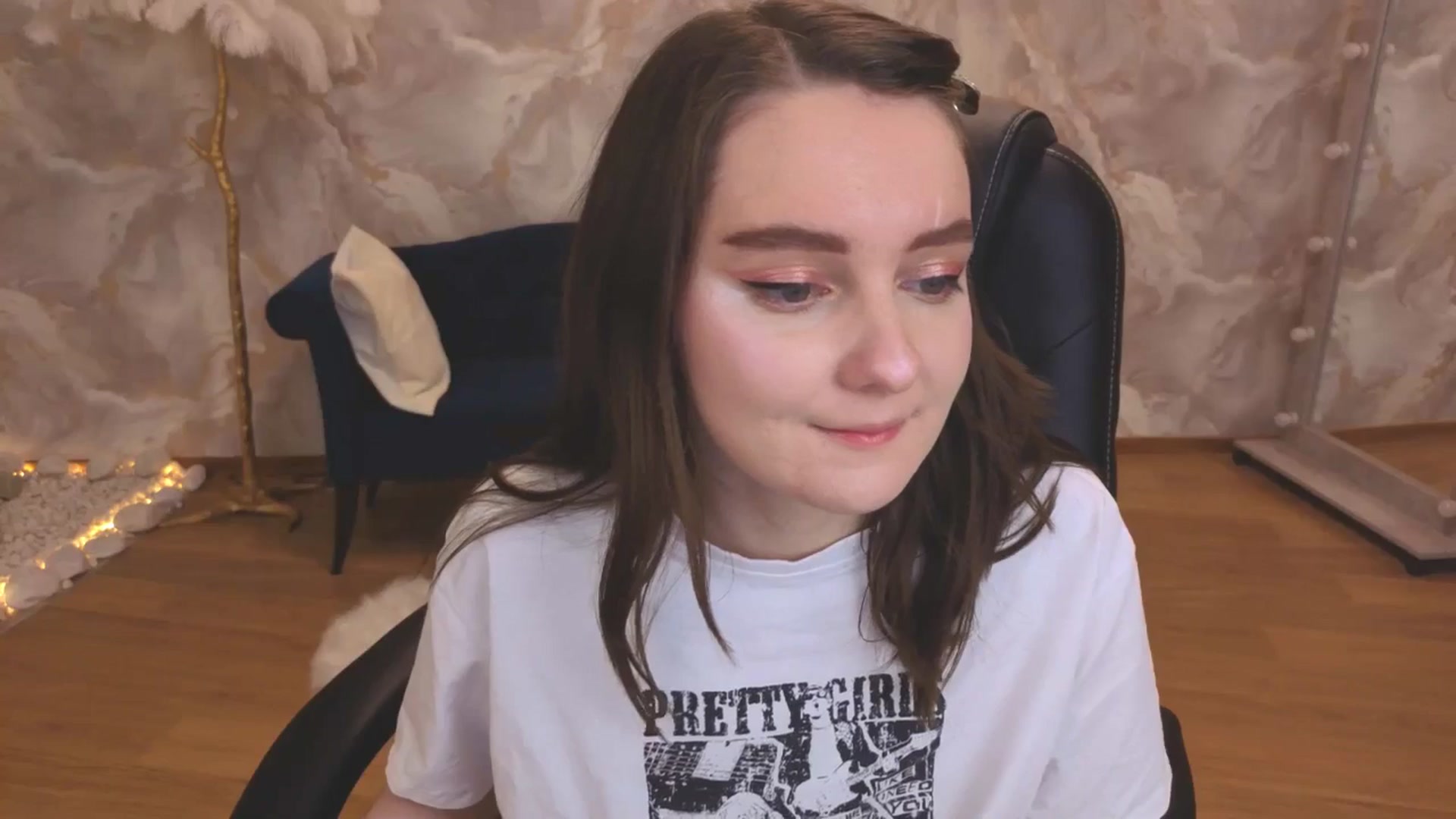 Gallery image thumbnail from Milim_Nava's myfreecams stream on, 09/29/2025, 18:40 image 14 of 20