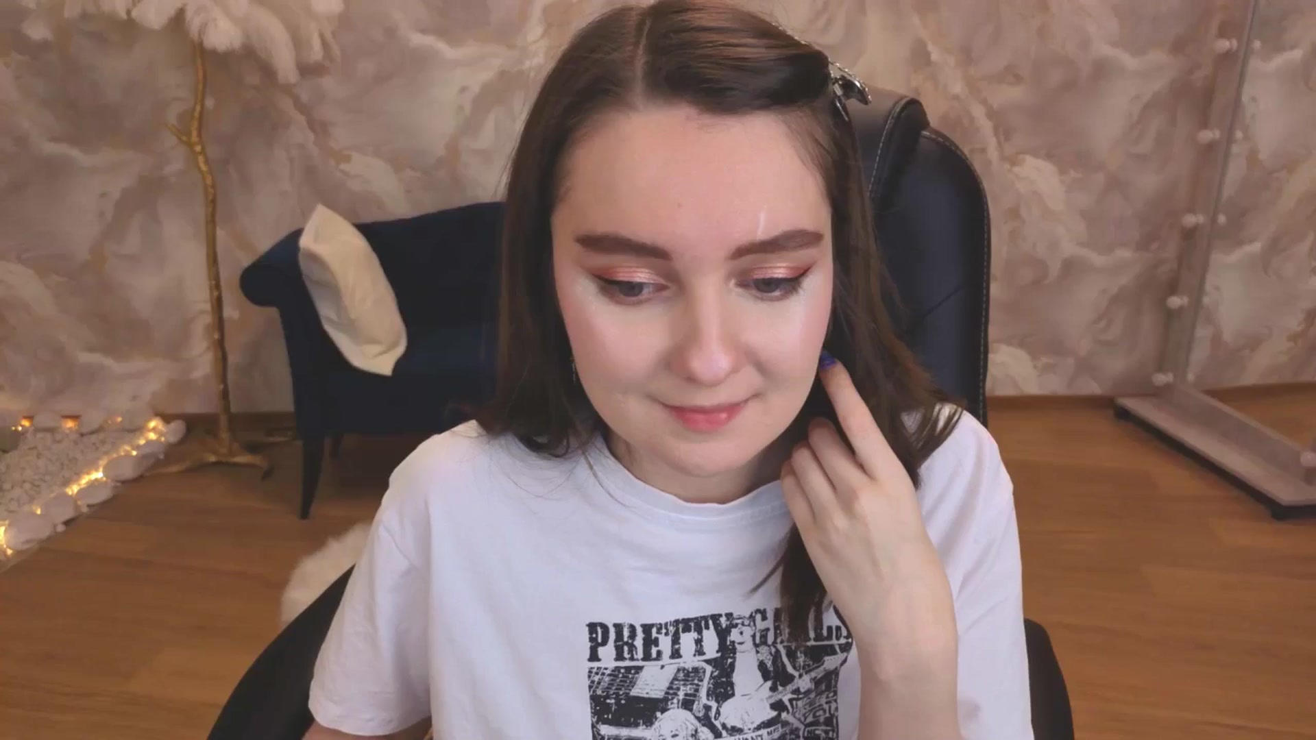Gallery image thumbnail from Milim_Nava's myfreecams stream on, 09/29/2025, 18:40 image 12 of 20
