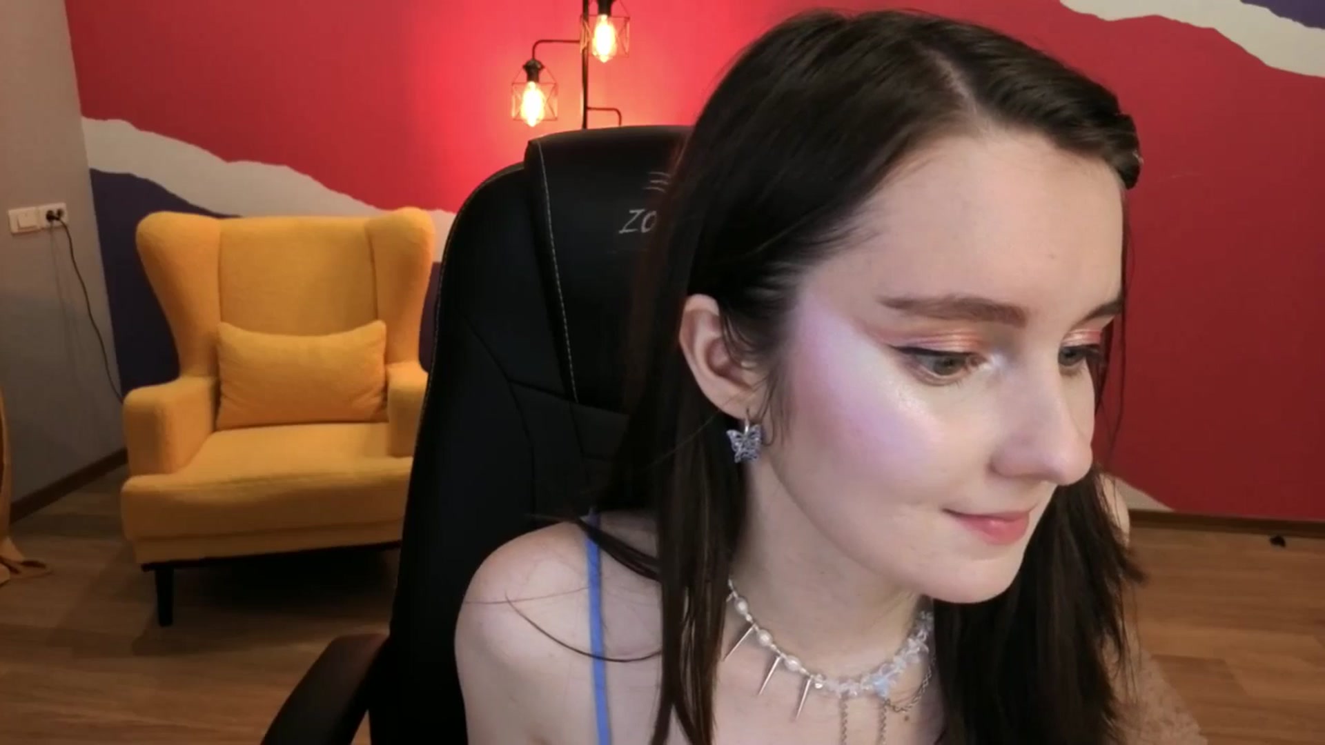 Gallery image thumbnail from Milim_Nava's myfreecams stream on, 10/04/2025, 19:10 image 12 of 20