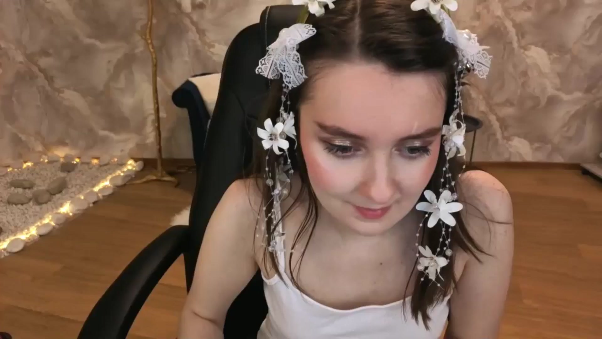 Gallery image thumbnail from Milim_Nava's myfreecams stream on, 10/05/2025, 19:49 image 6 of 20