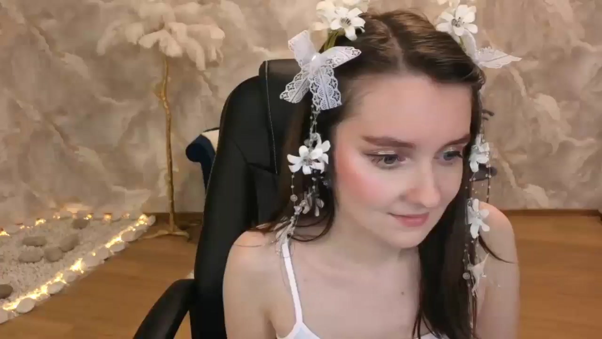 Gallery image thumbnail from Milim_Nava's myfreecams stream on, 10/05/2025, 21:37 image 1 of 20
