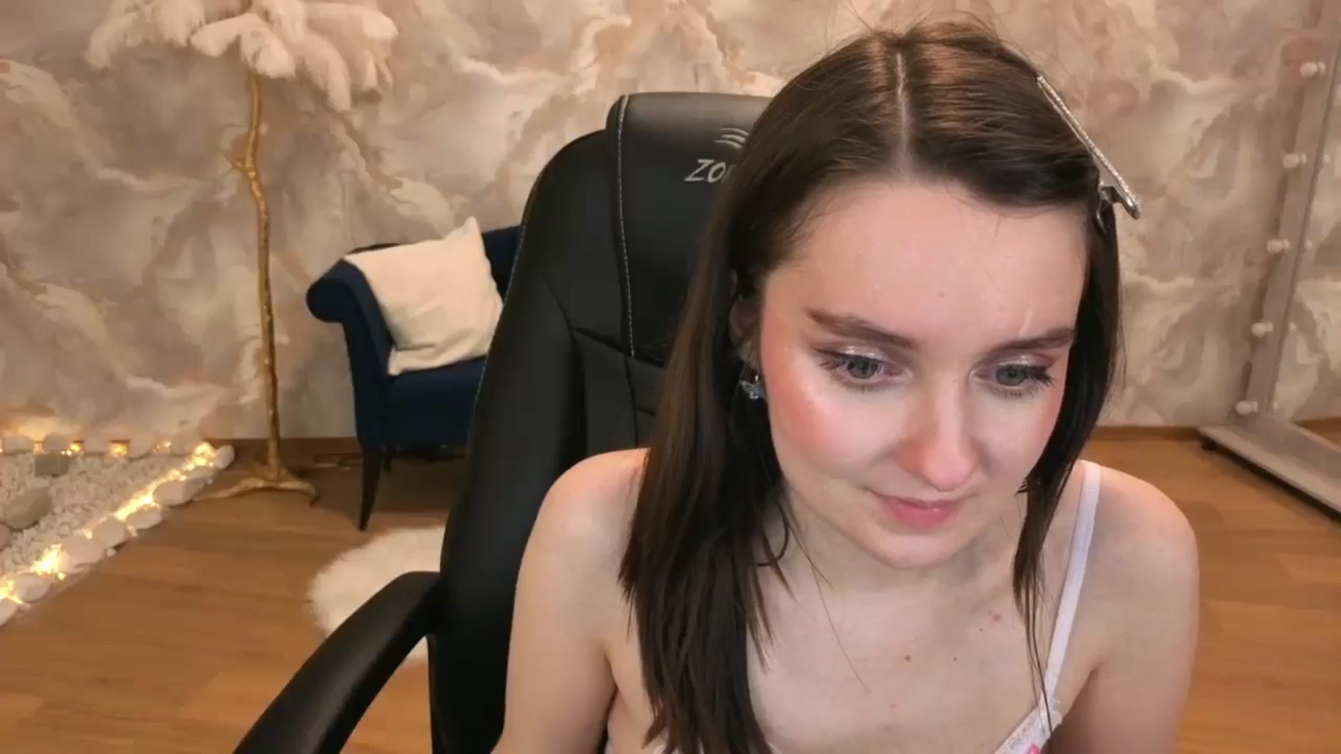 Gallery image thumbnail from Milim_Nava's myfreecams stream on, 10/05/2025, 23:17 image 10 of 20