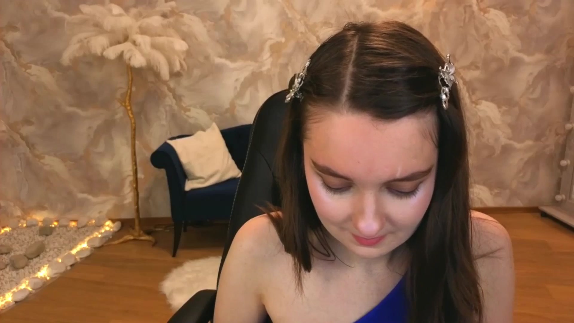 Gallery image thumbnail from Milim_Nava's myfreecams stream on, 10/07/2025, 19:04 image 9 of 20