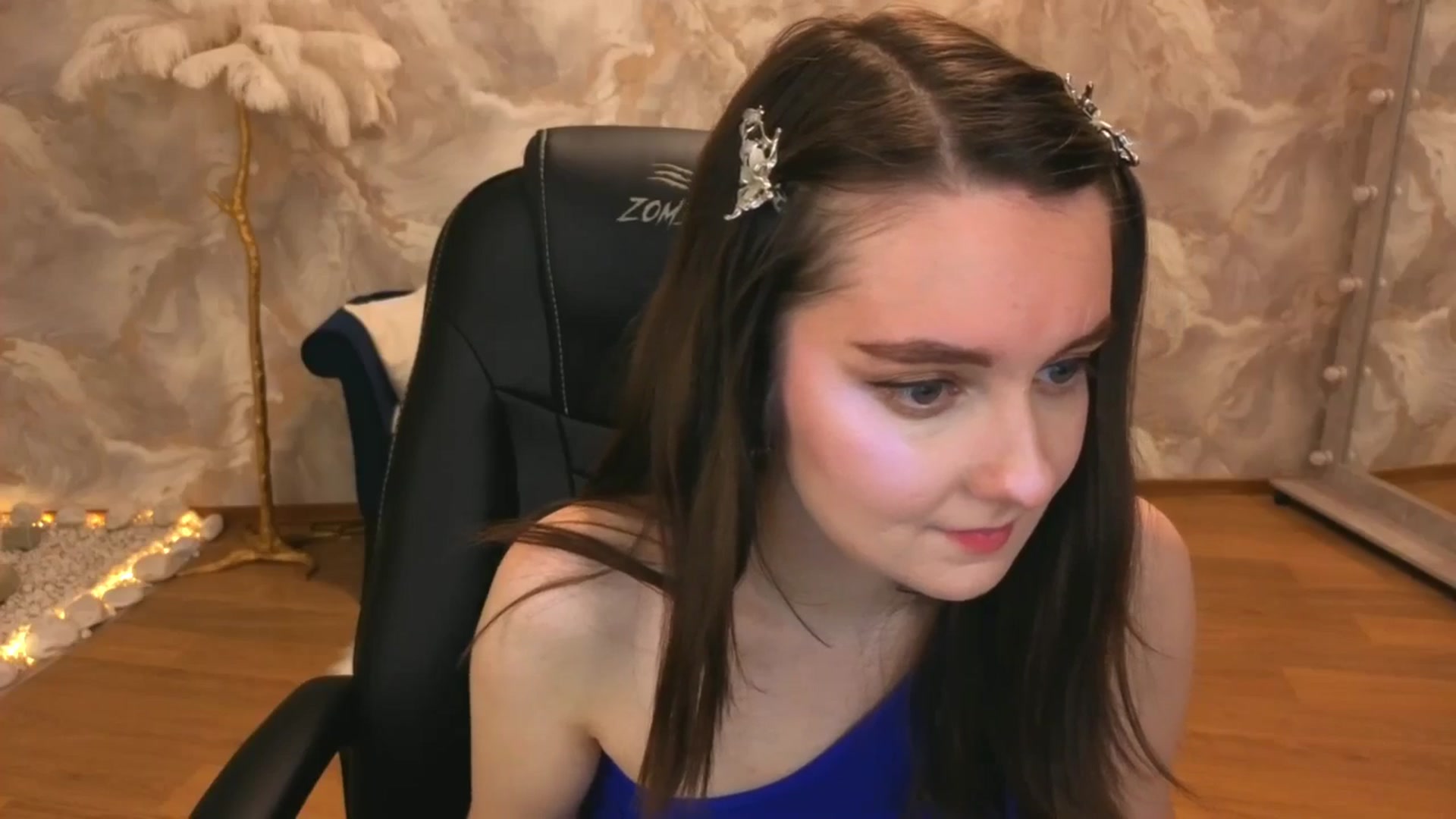 Gallery image thumbnail from Milim_Nava's myfreecams stream on, 10/07/2025, 19:47 image 16 of 20