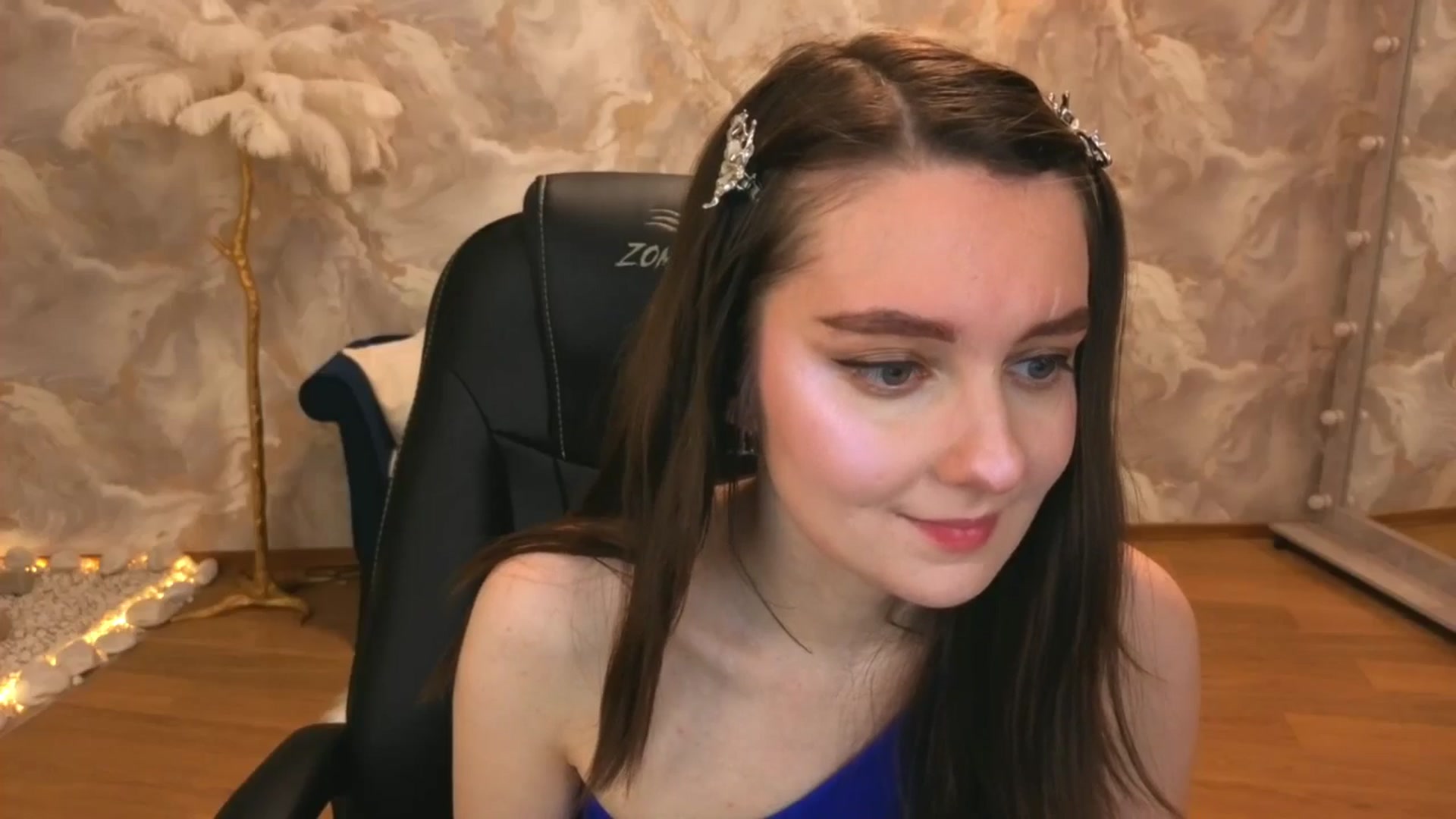 Gallery image thumbnail from Milim_Nava's myfreecams stream on, 10/07/2025, 19:47 image 15 of 20