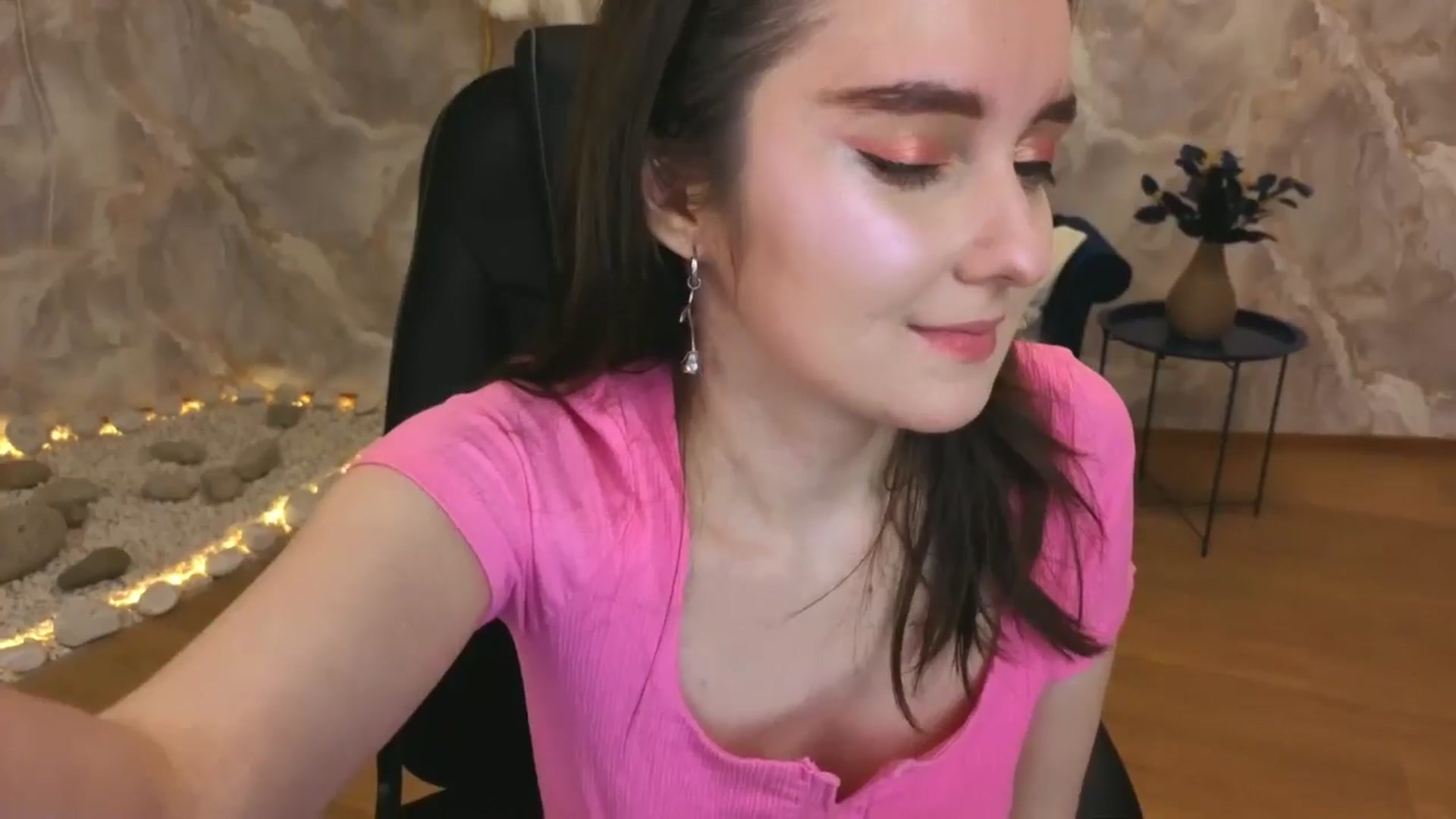 Gallery image thumbnail from Milim_Nava's myfreecams stream on, 10/11/2025, 19:11 image 17 of 20