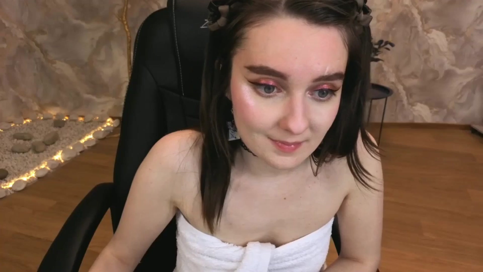 Gallery image thumbnail from Milim_Nava's myfreecams stream on, 10/15/2025, 07:49 image 9 of 20