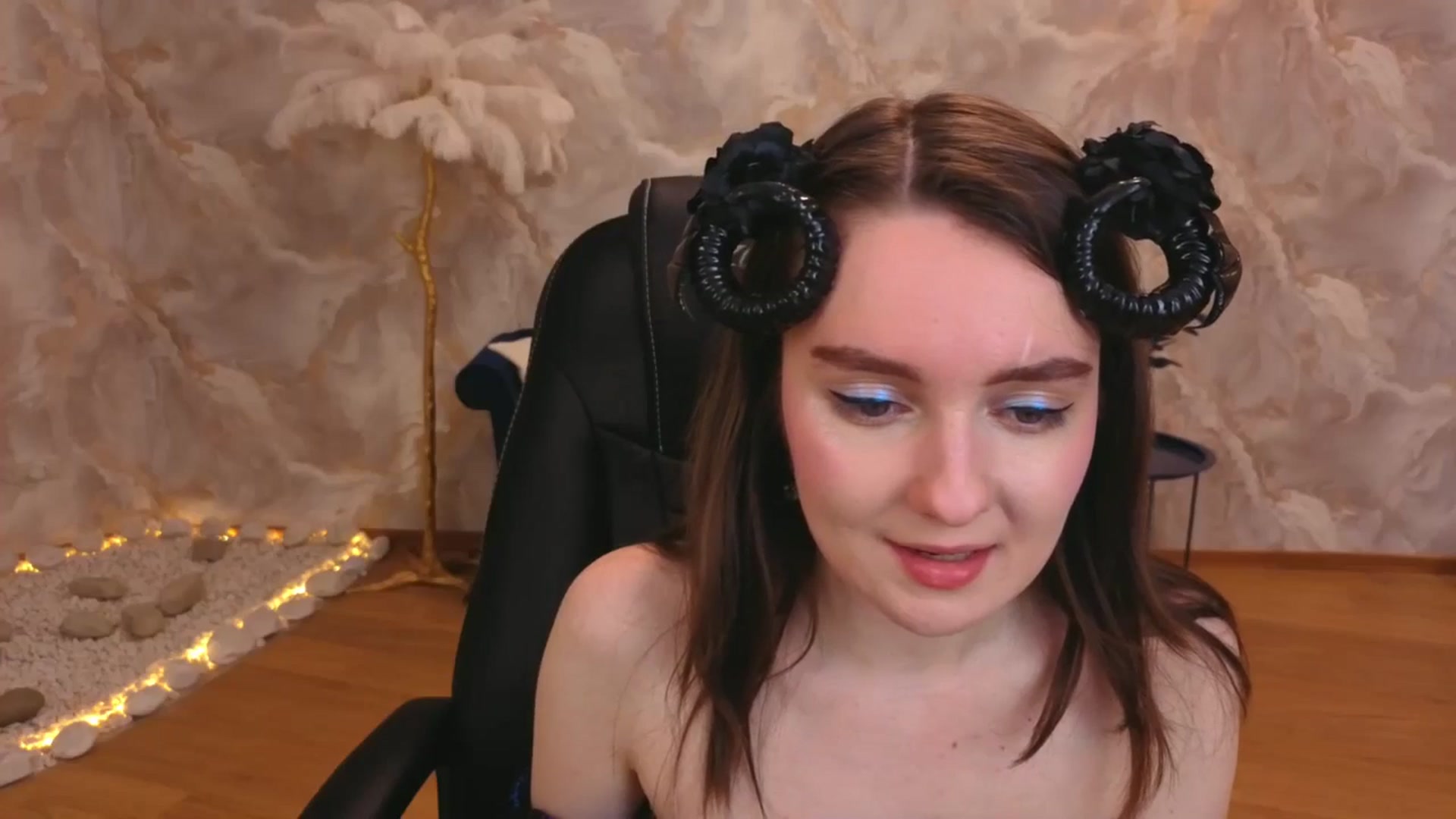 Gallery image thumbnail from Milim_Nava's myfreecams stream on, 10/18/2025, 19:11 image 5 of 20
